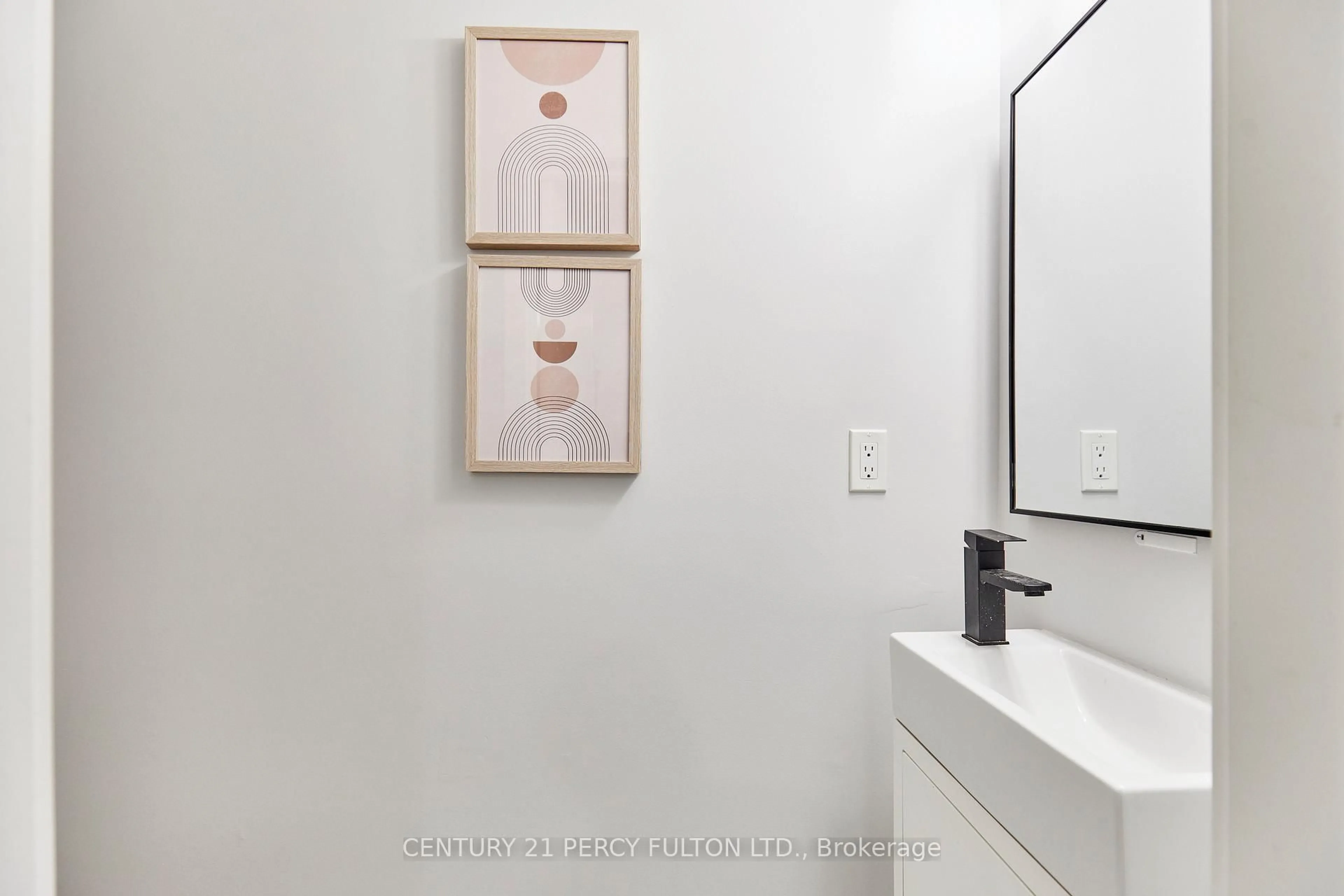 Contemporary bathroom, ceramic/tile floor for 1555 Kingston Rd #114, Pickering Ontario L1V 0E9