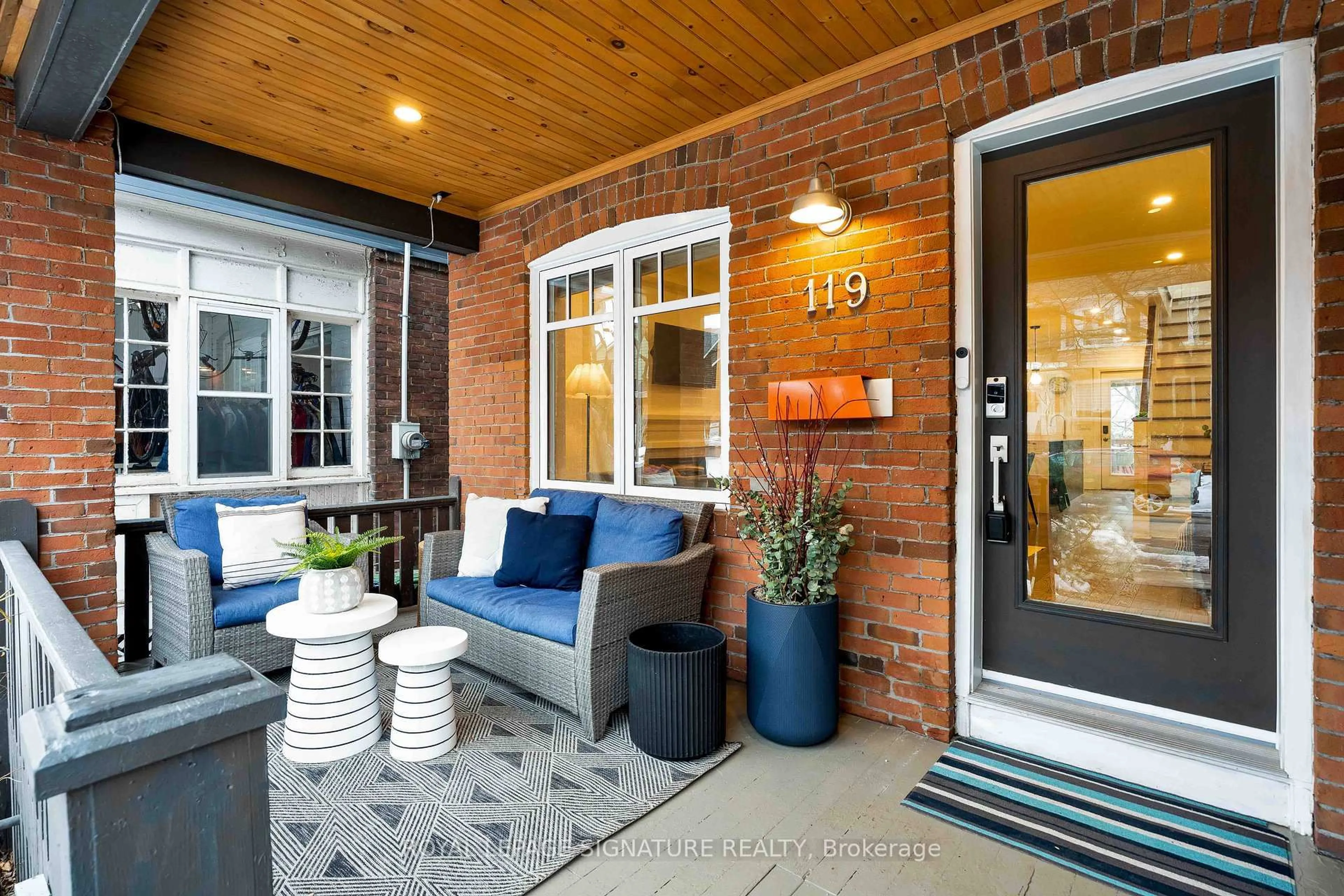 Patio, street for 119 Alton Ave, Toronto Ontario M4L 2M3