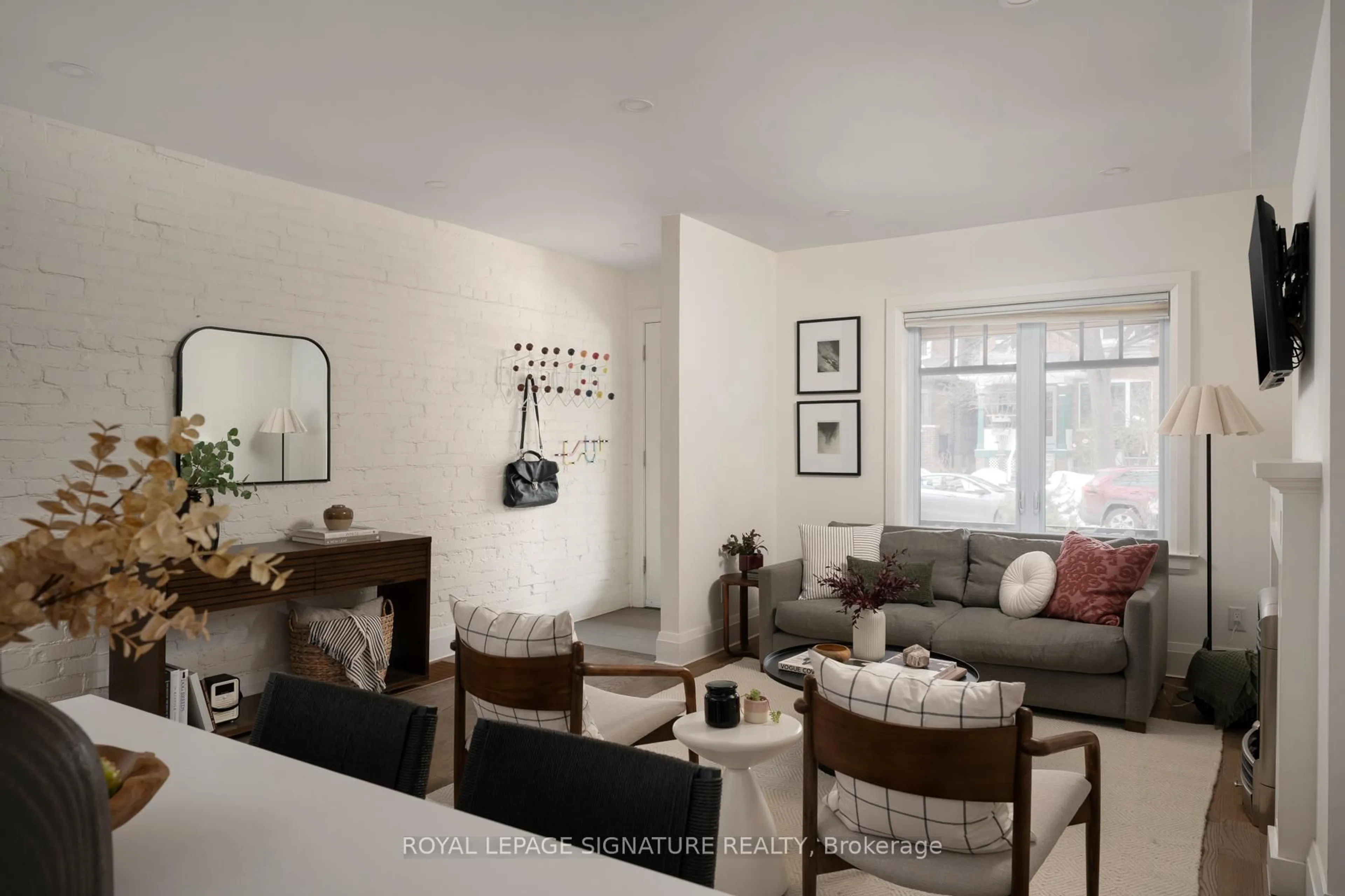 Living room with furniture, unknown for 119 Alton Ave, Toronto Ontario M4L 2M3