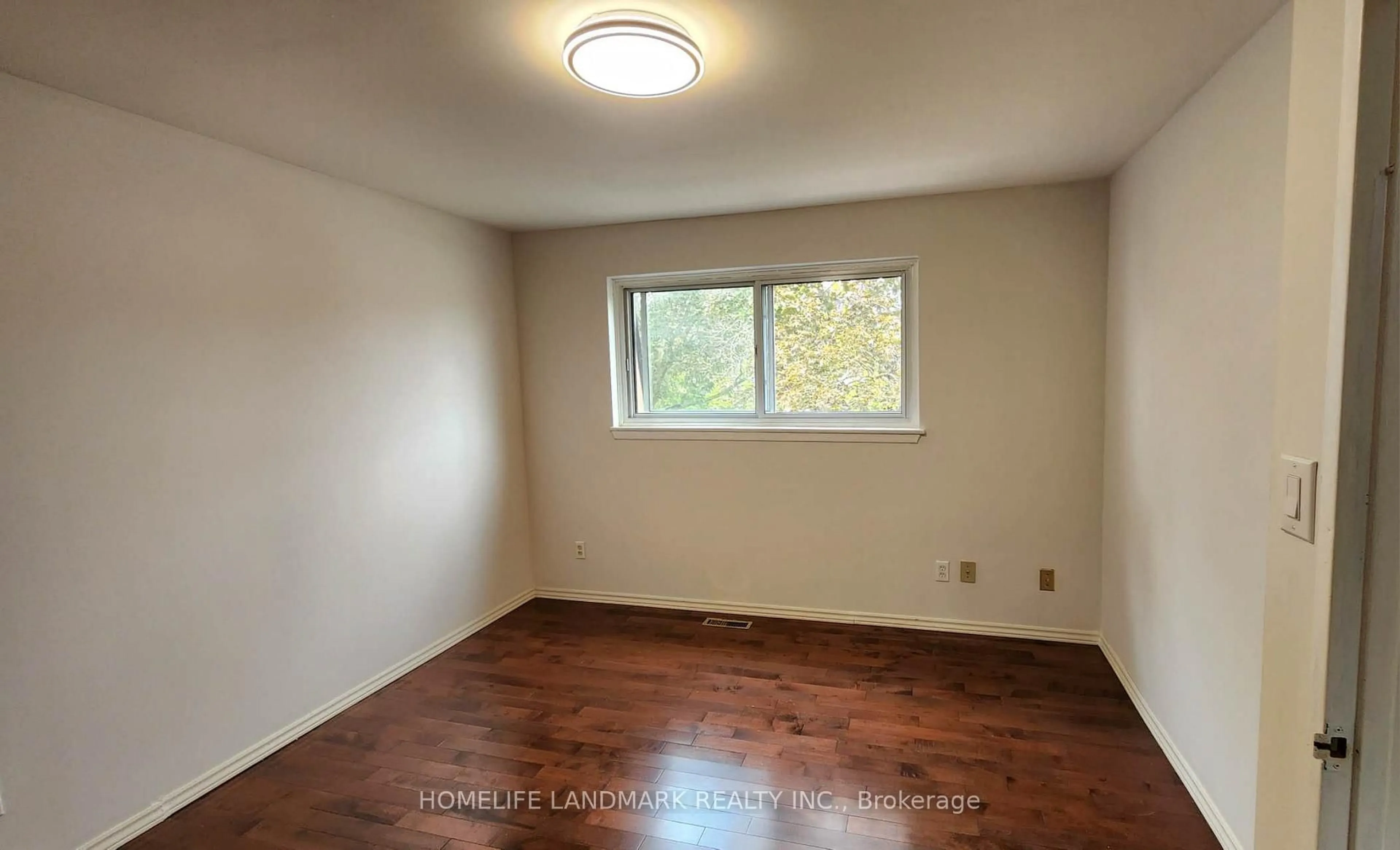 A pic of a room for 44 Chester Le Blvd #6, Toronto Ontario M1W 2M8