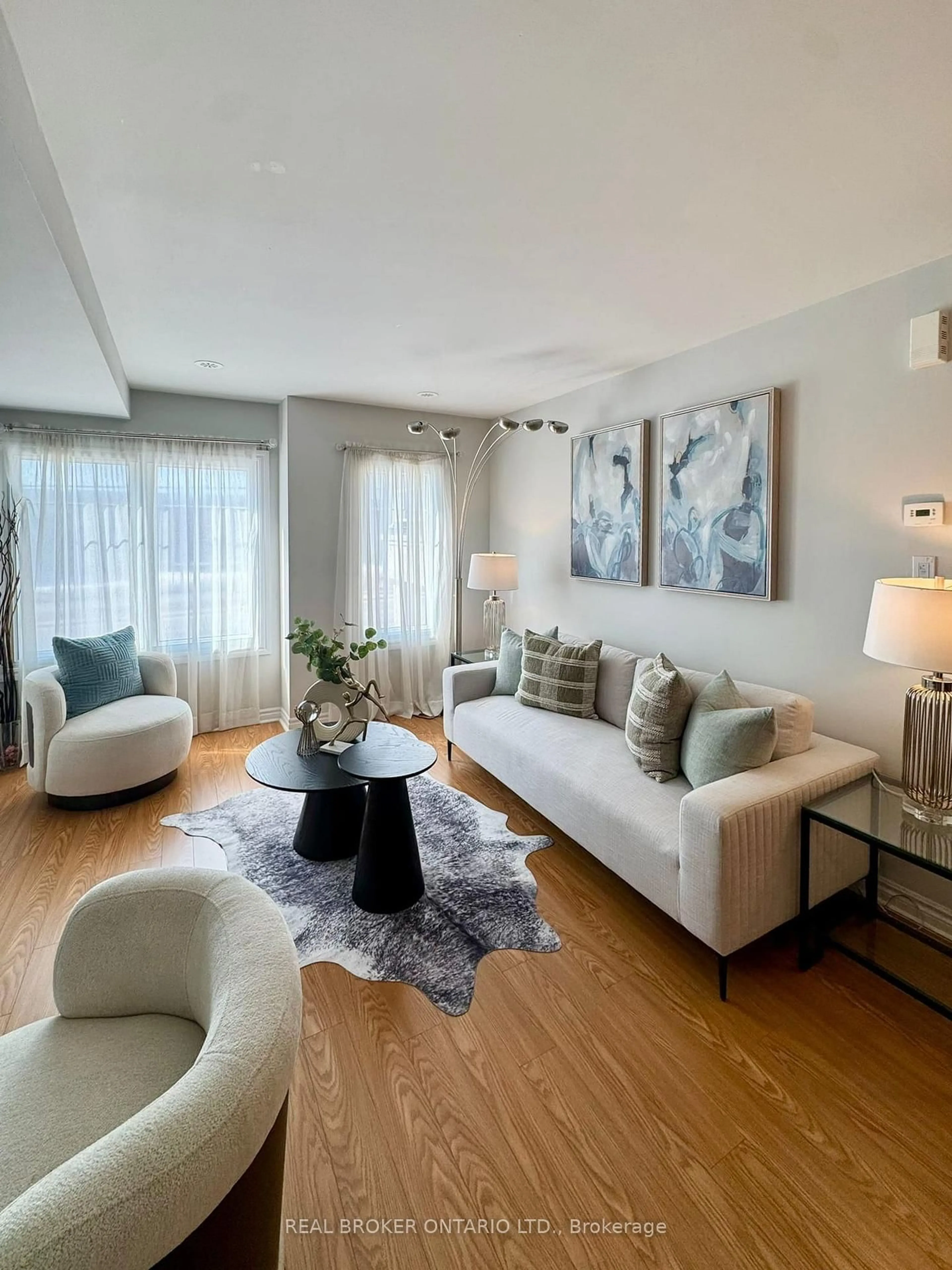 Living room with furniture, unknown for 2500 Hill Rise Crt #124, Oshawa Ontario L1L 0M6