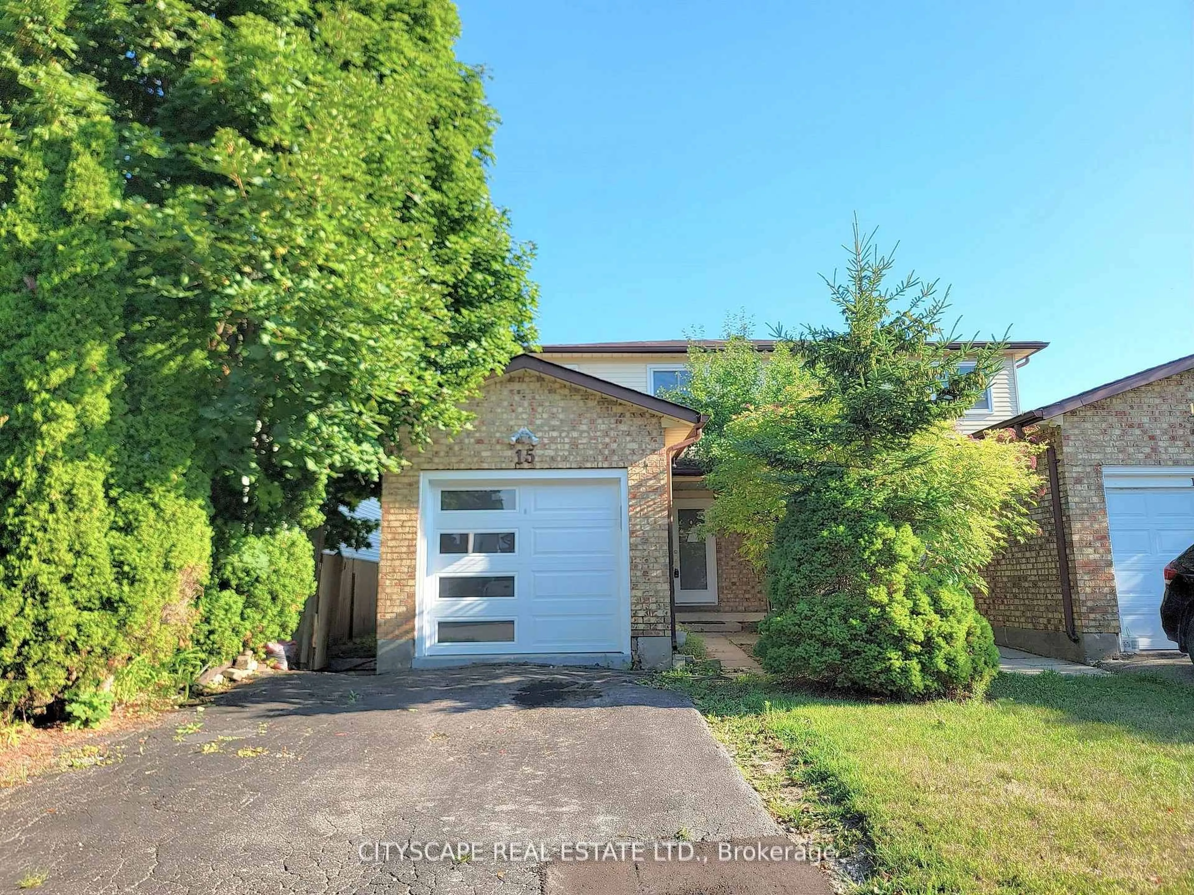 A pic from outside/outdoor area/front of a property/back of a property/a pic from drone, street for 15 Hartsfield Dr, Clarington Ontario L1E 1M8