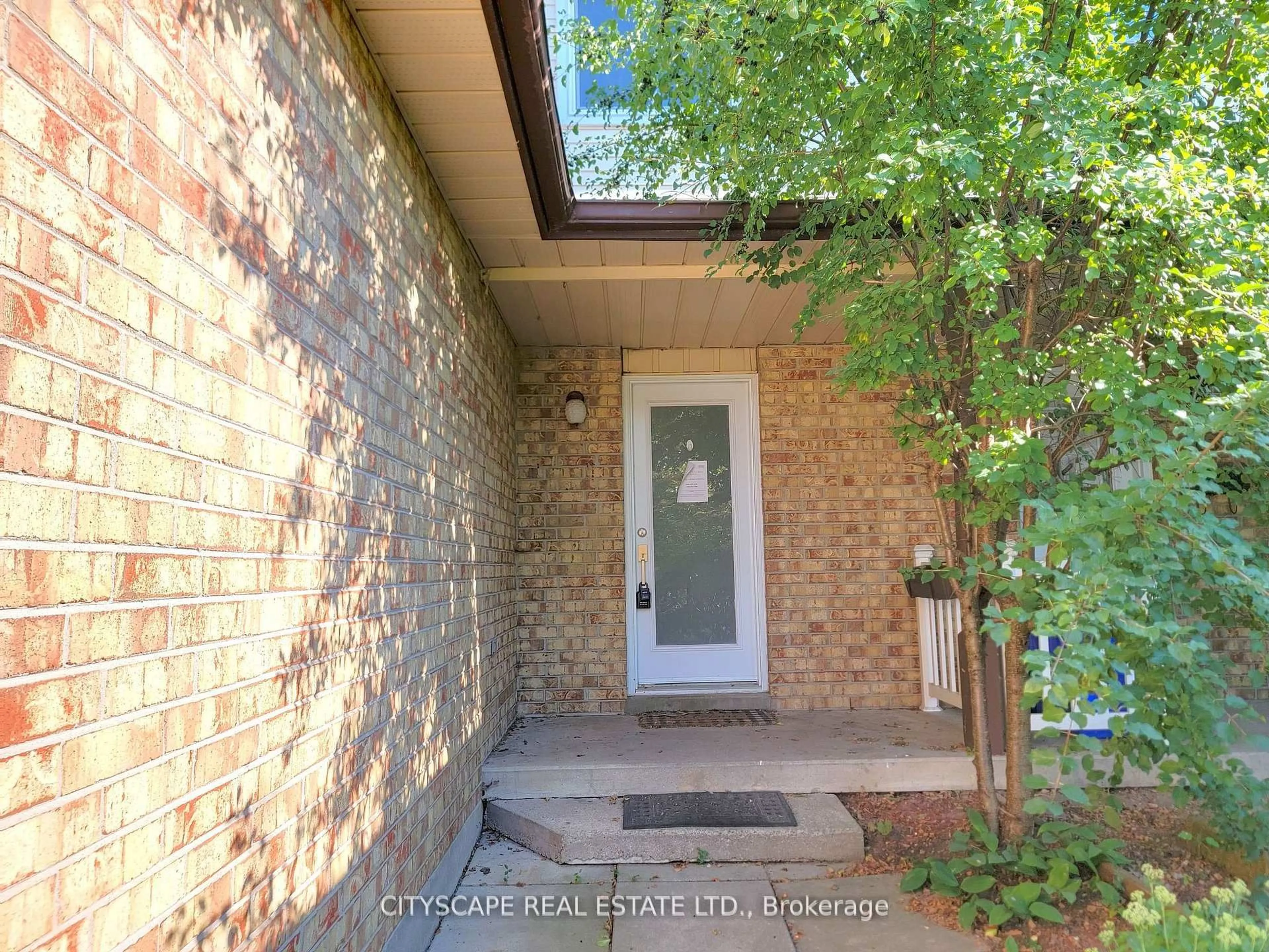 Unknown for 15 Hartsfield Dr, Clarington Ontario L1E 1M8