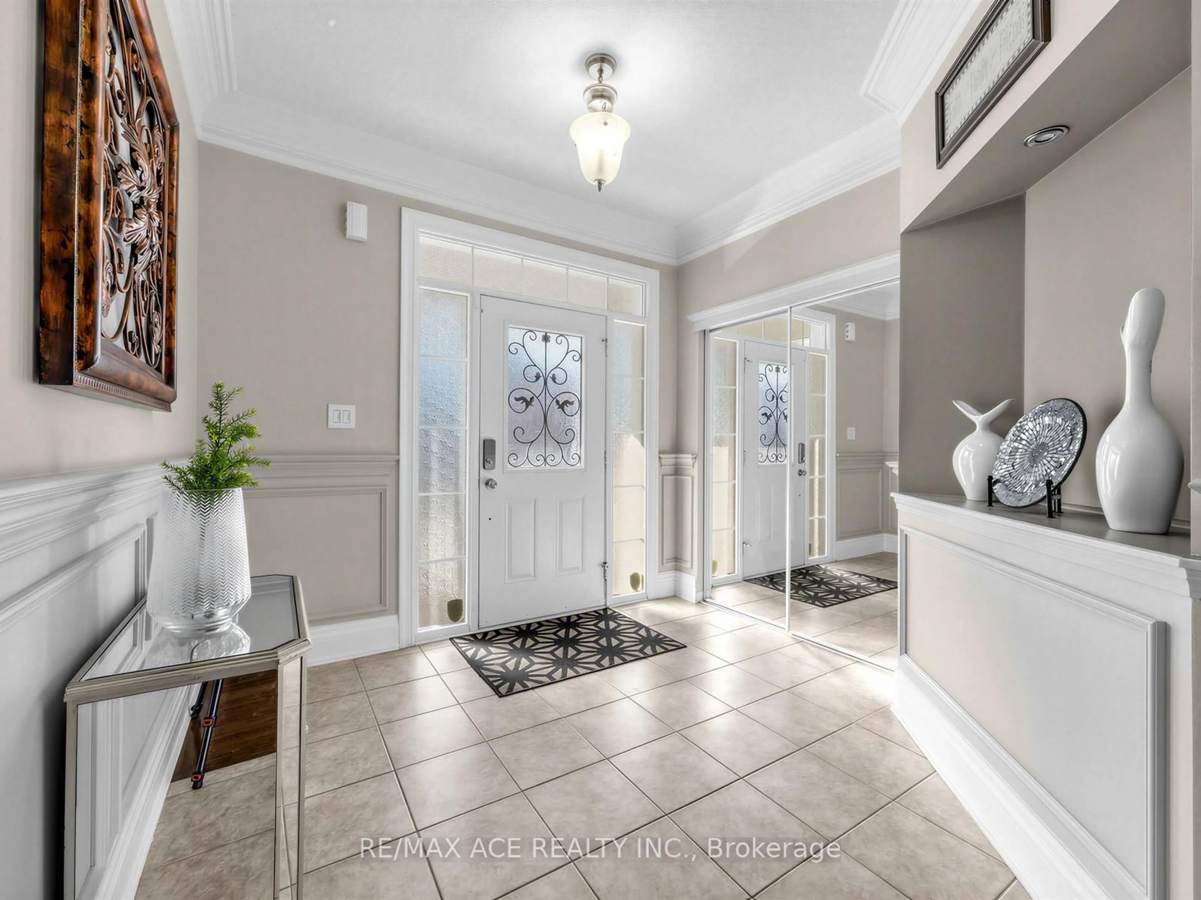 Indoor entryway for 10 Byram Downs St, Ajax Ontario L1Z 1R4