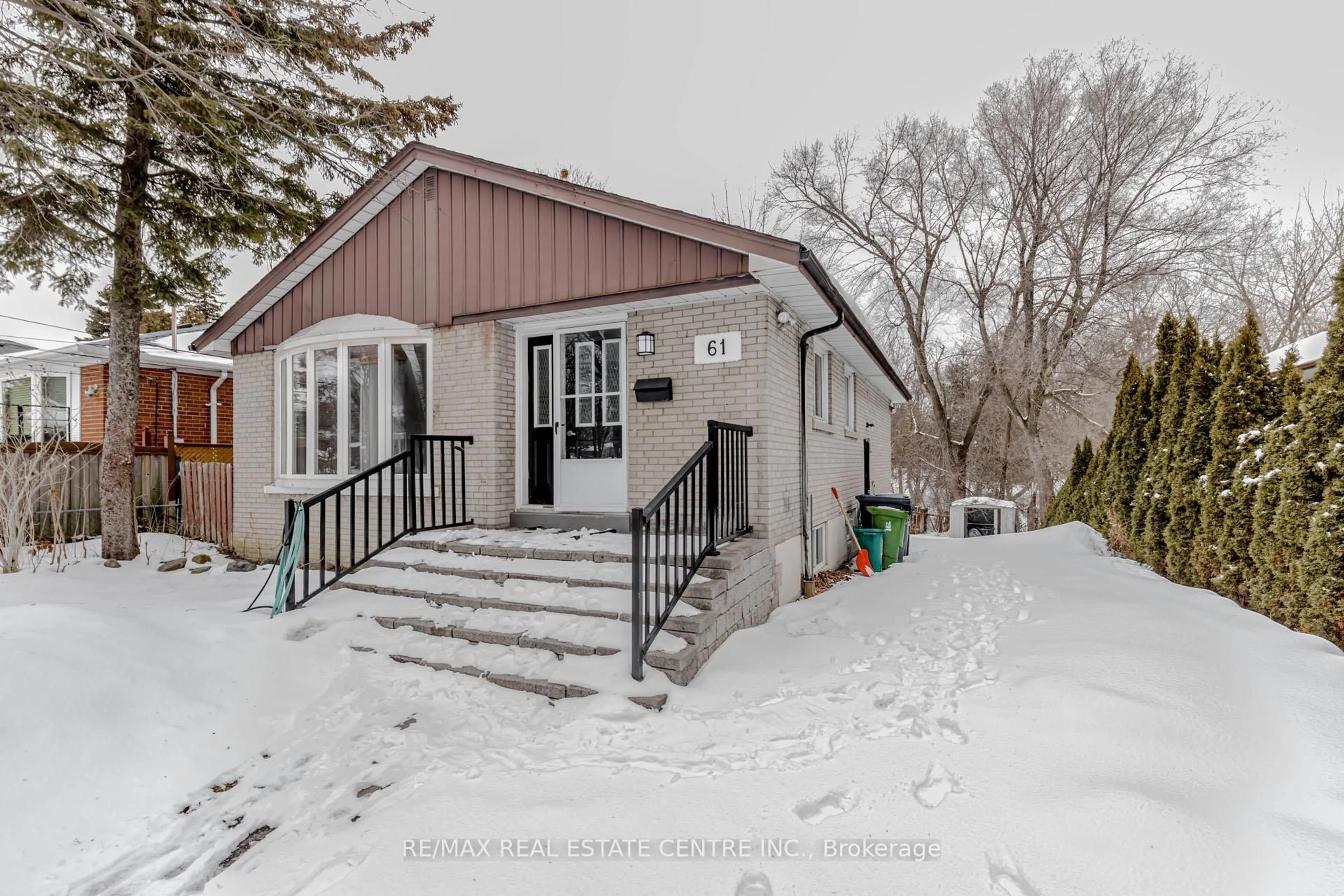 Unknown for 61 Mossbank Dr, Toronto Ontario M1G 2C4