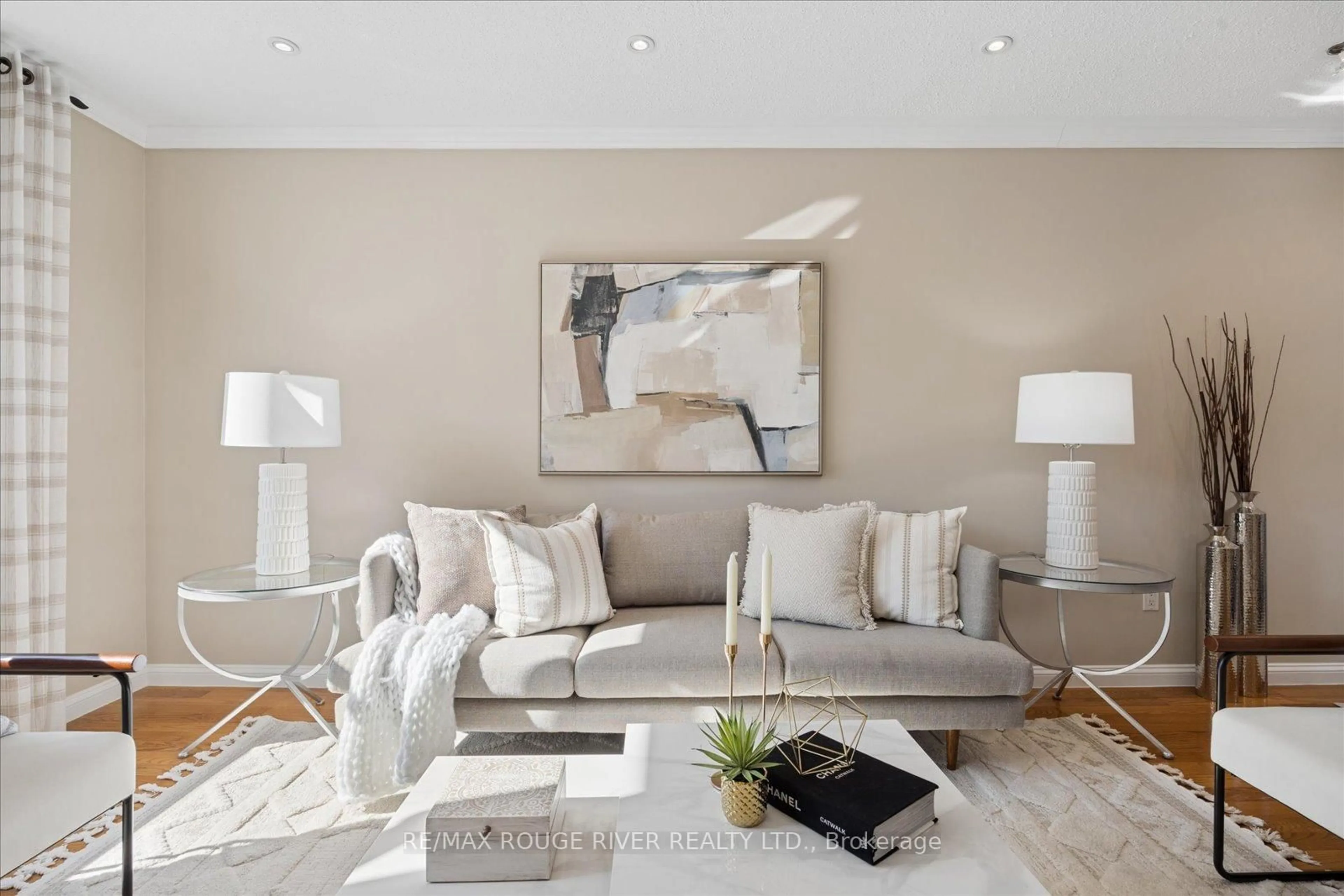 Living room with furniture, unknown for 598 Maitland Dr, Pickering Ontario L1W 3T6