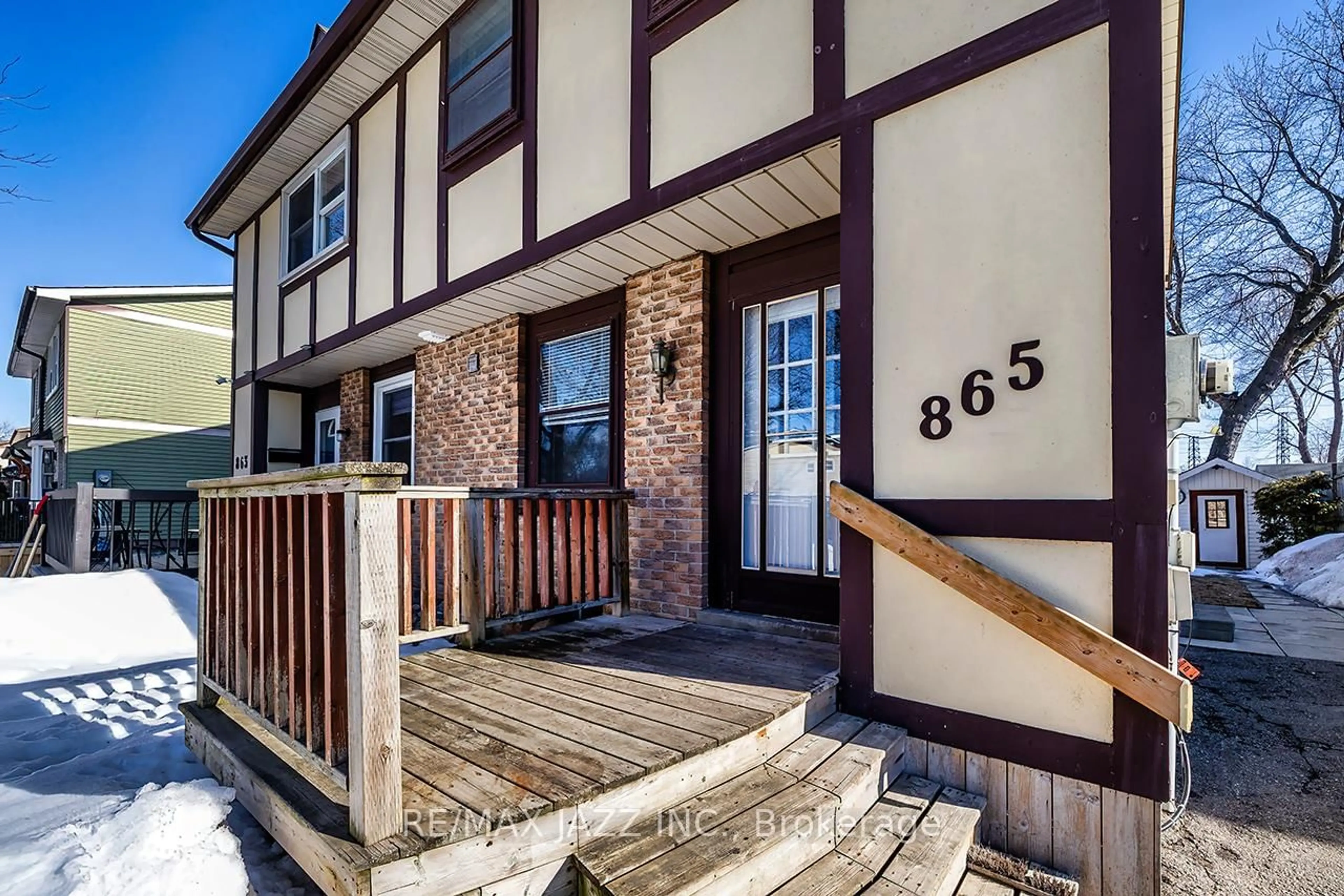 Unknown for 865 Derry Crt, Oshawa Ontario L1J 6X8