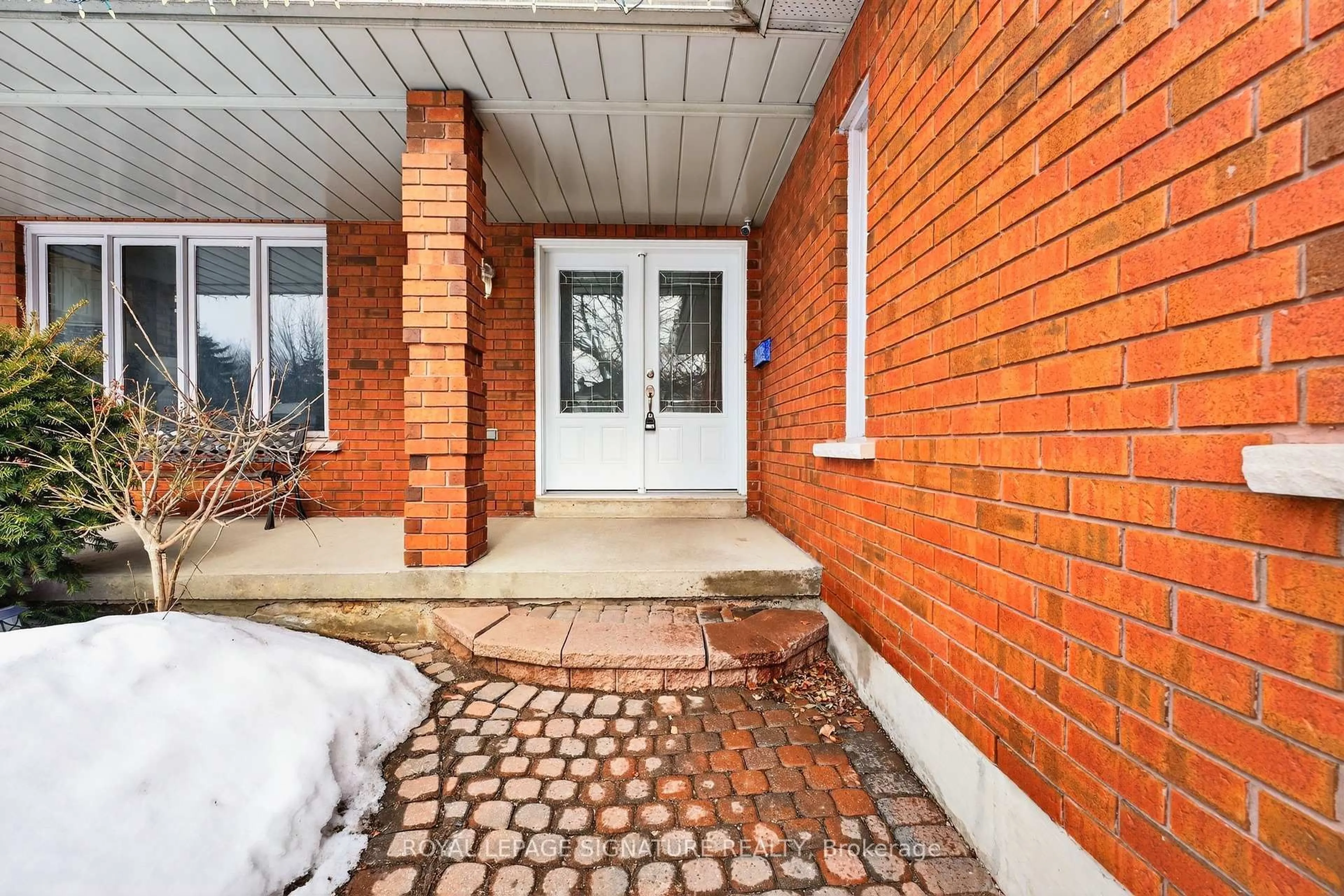 Unknown for 79 Waverly St, Oshawa Ontario L1J 8G6