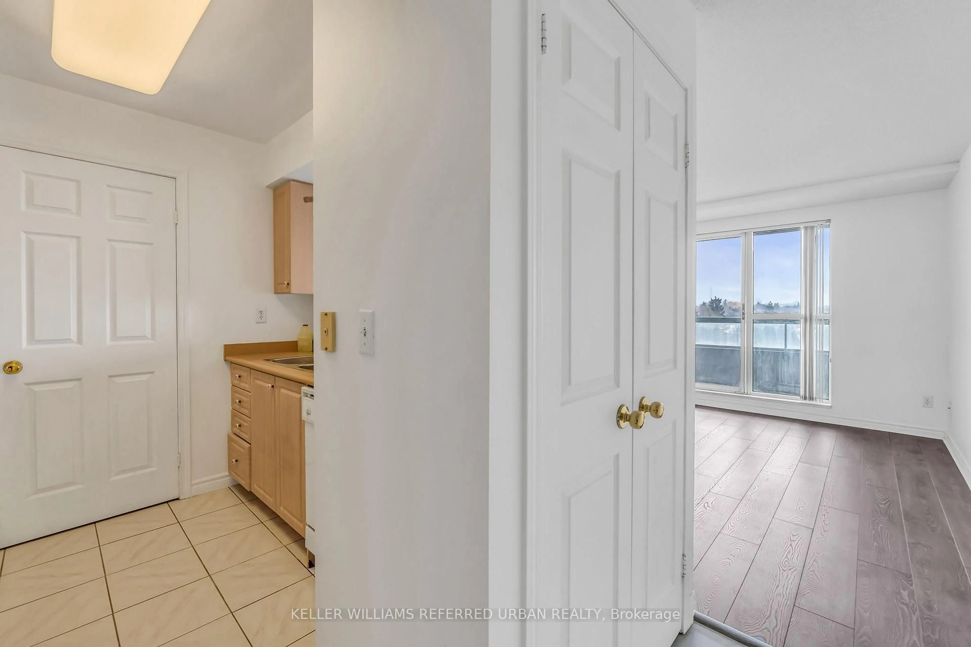 Indoor entryway for 5039 Finch Ave #608, Toronto Ontario M1S 5J9