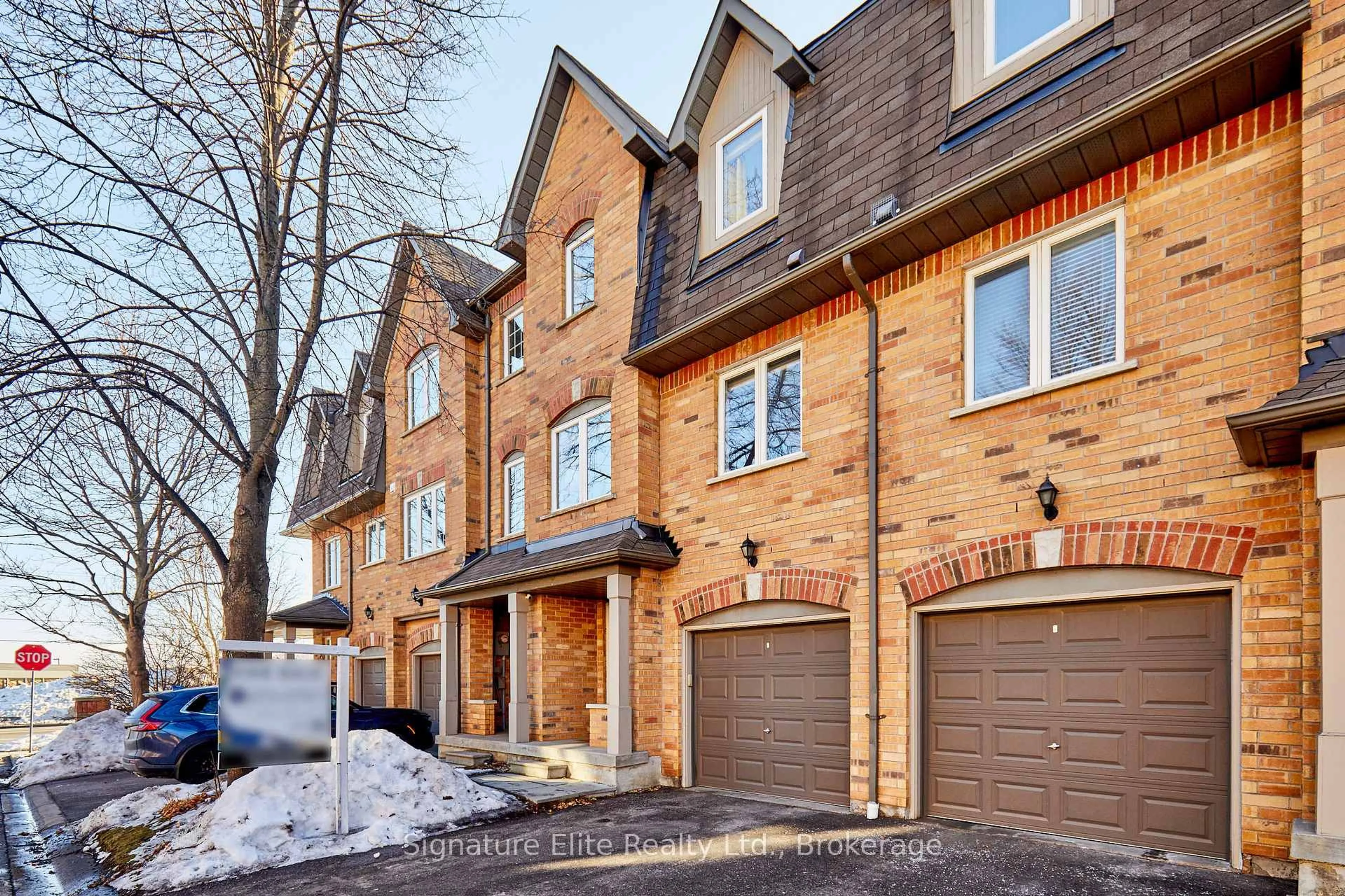 Home with brick exterior material, street for 6400 Lawrence Ave #30, Toronto Ontario M1C 5C7