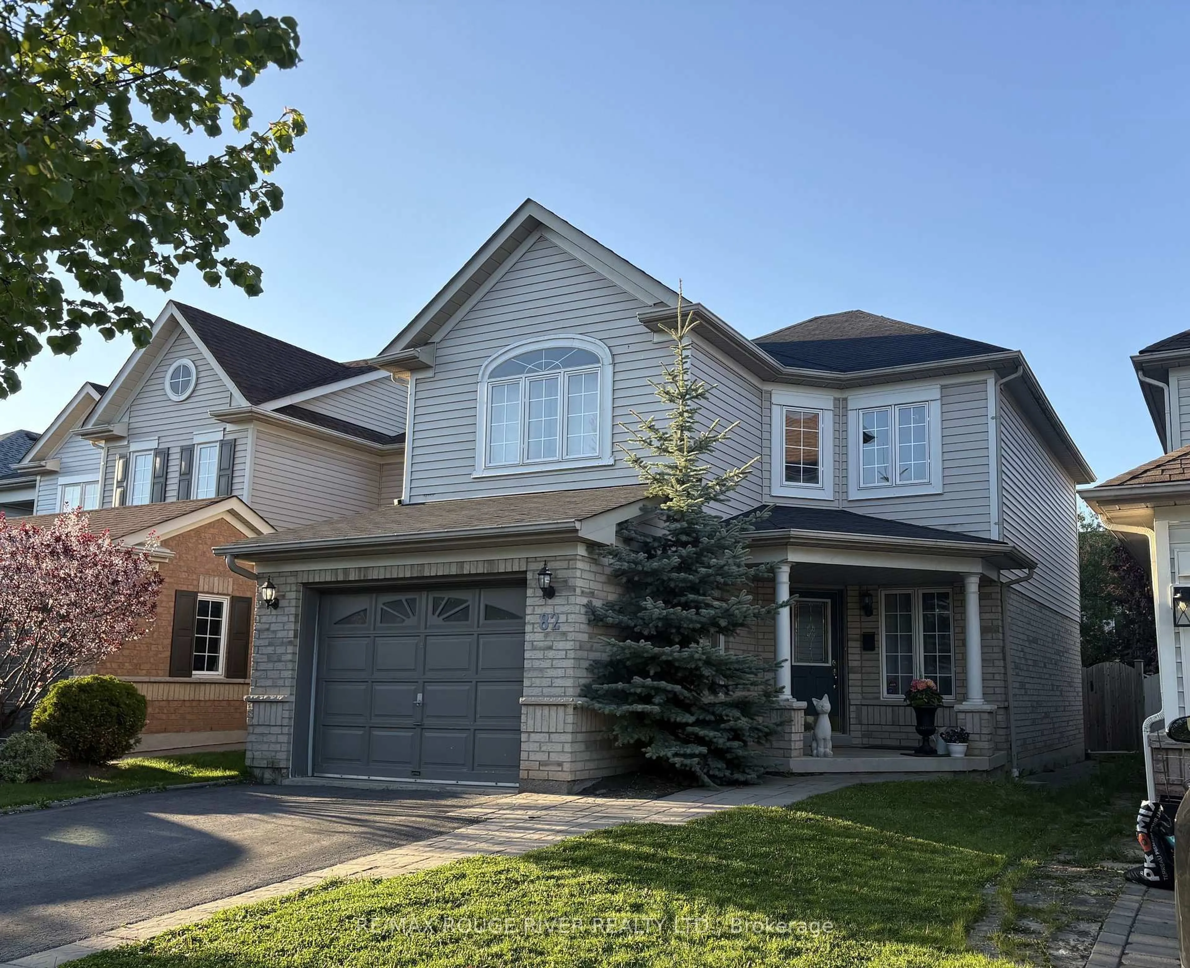 Home with brick exterior material, street for 82 Havenwood Pl, Whitby Ontario L1N 9V7