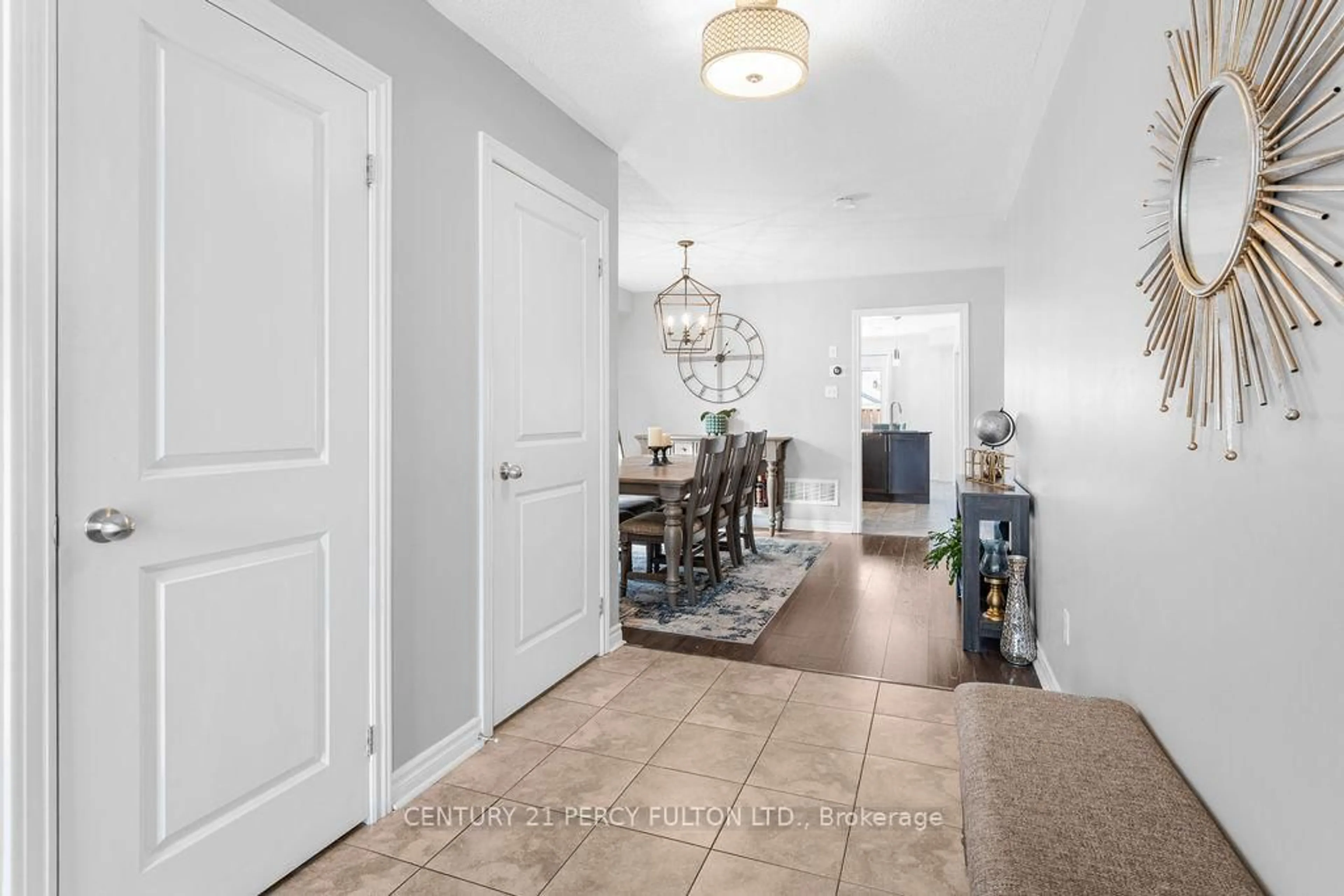 Indoor entryway for 50 Robb Lane, Clarington Ontario L1C 3K2