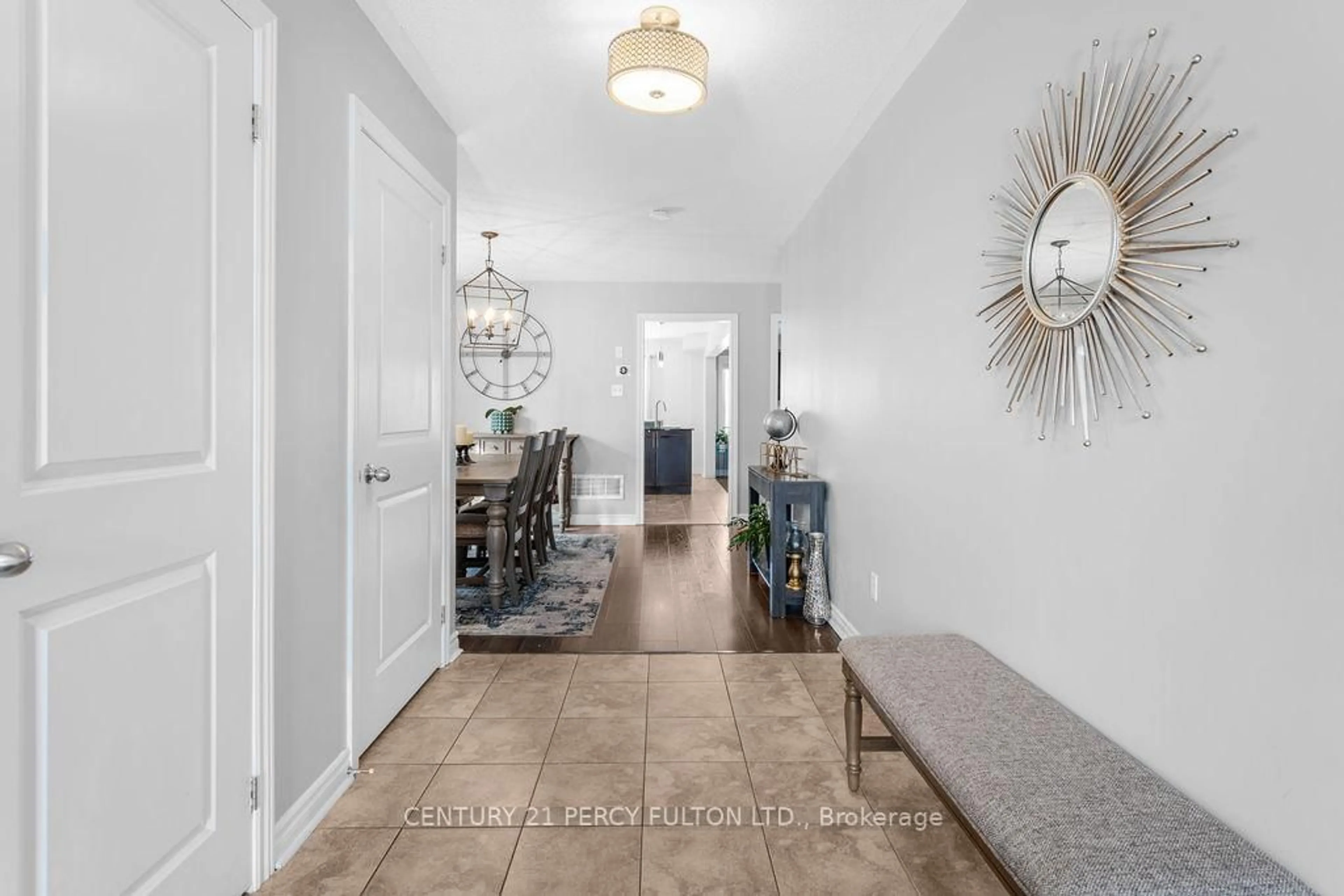 Indoor entryway for 50 Robb Lane, Clarington Ontario L1C 3K2