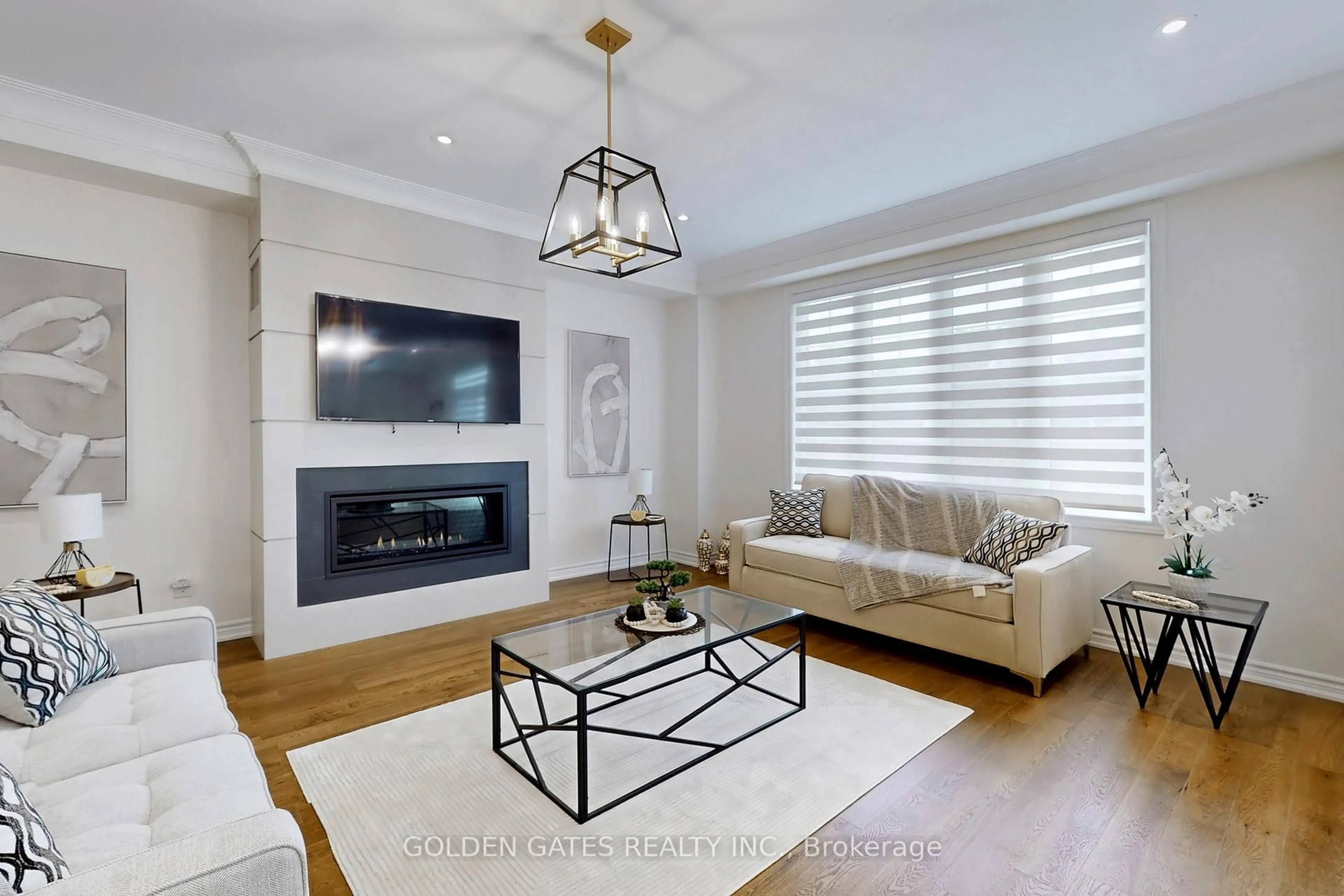 Living room with furniture, unknown for 449 Balsam St, Scugog Ontario L9L 1M6