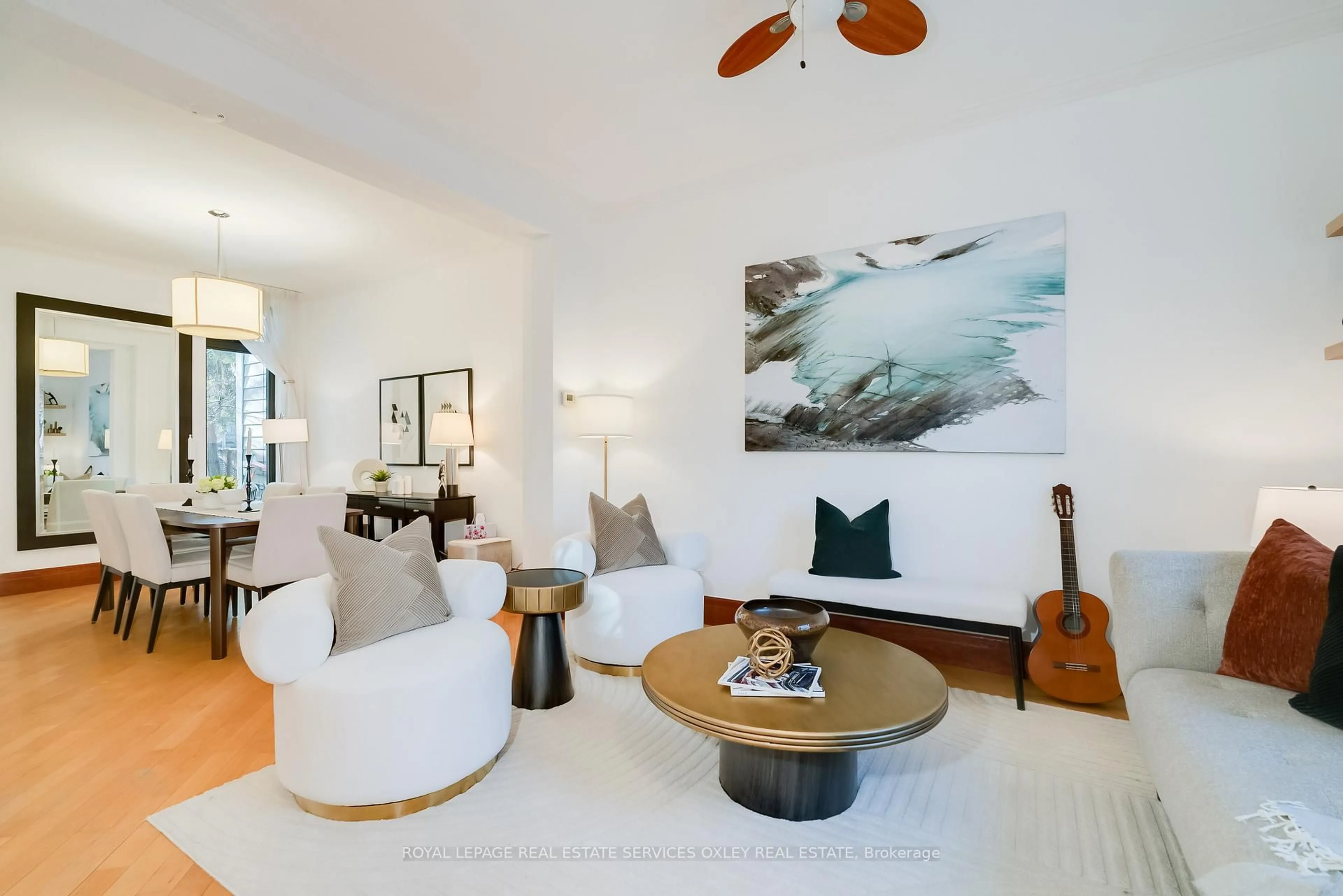 Living room with furniture, unknown for 16 Boulton Ave, Toronto Ontario M4M 2J3