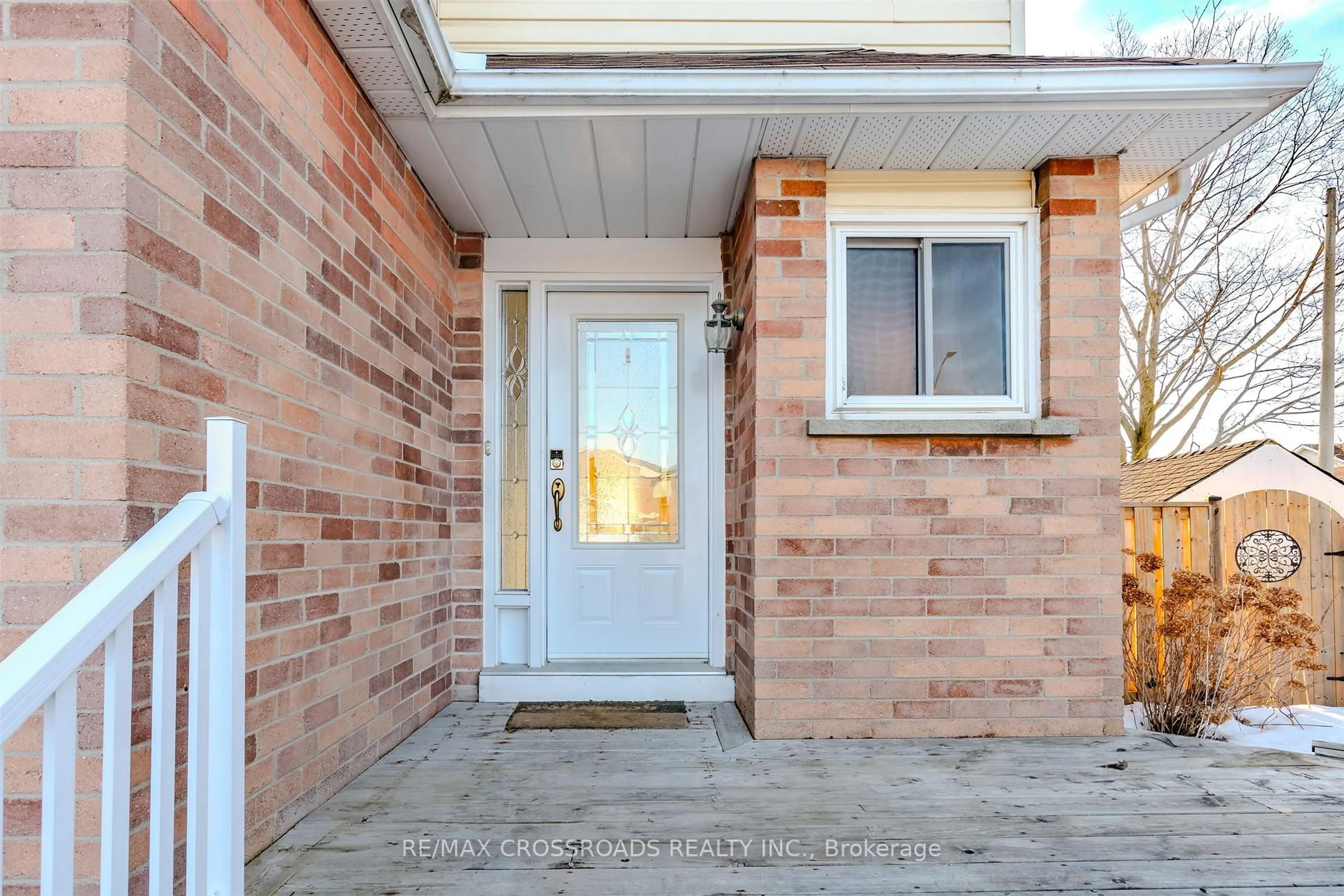 Unknown for 32 Trudeau Dr, Clarington Ontario L1C 4K1