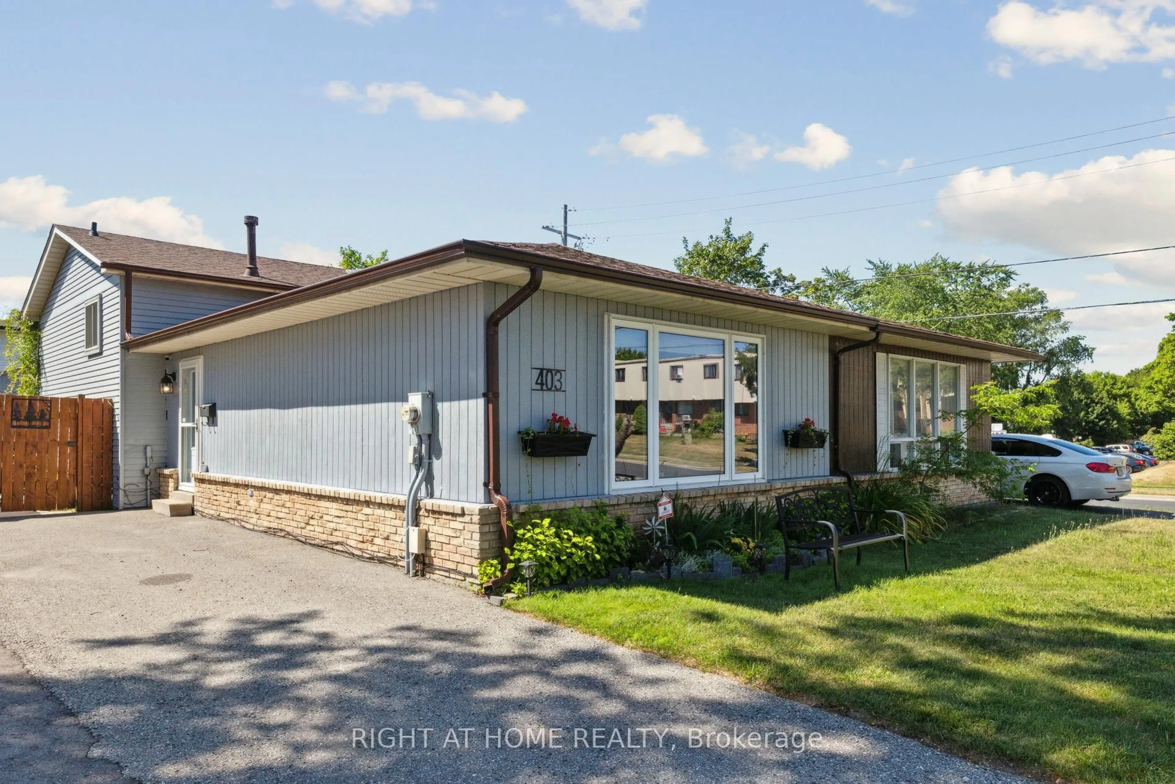 Home with vinyl exterior material, street for 403 Chandos Crt, Oshawa Ontario L1J 6R1