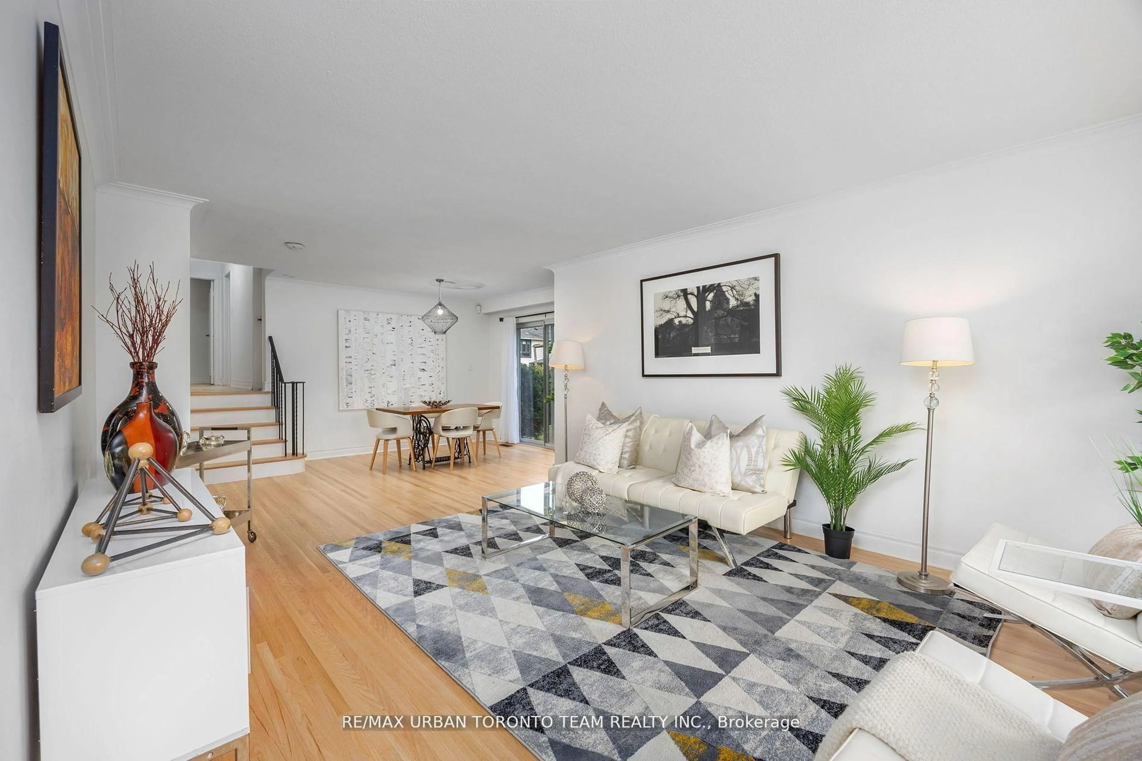 Living room with furniture, unknown for 12 Wardencourt Dr, Toronto Ontario M1T 2H3