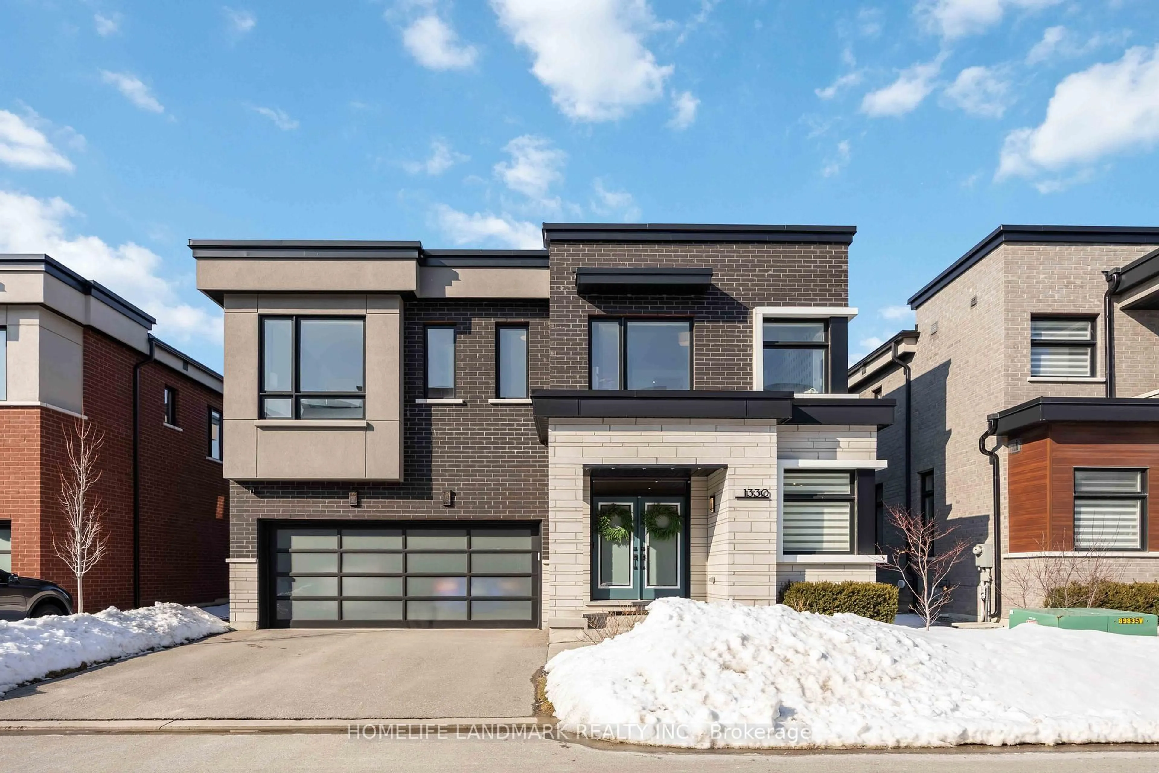 Home with brick exterior material, street for 1330 Gull Crossing, Pickering Ontario L1W 0B7