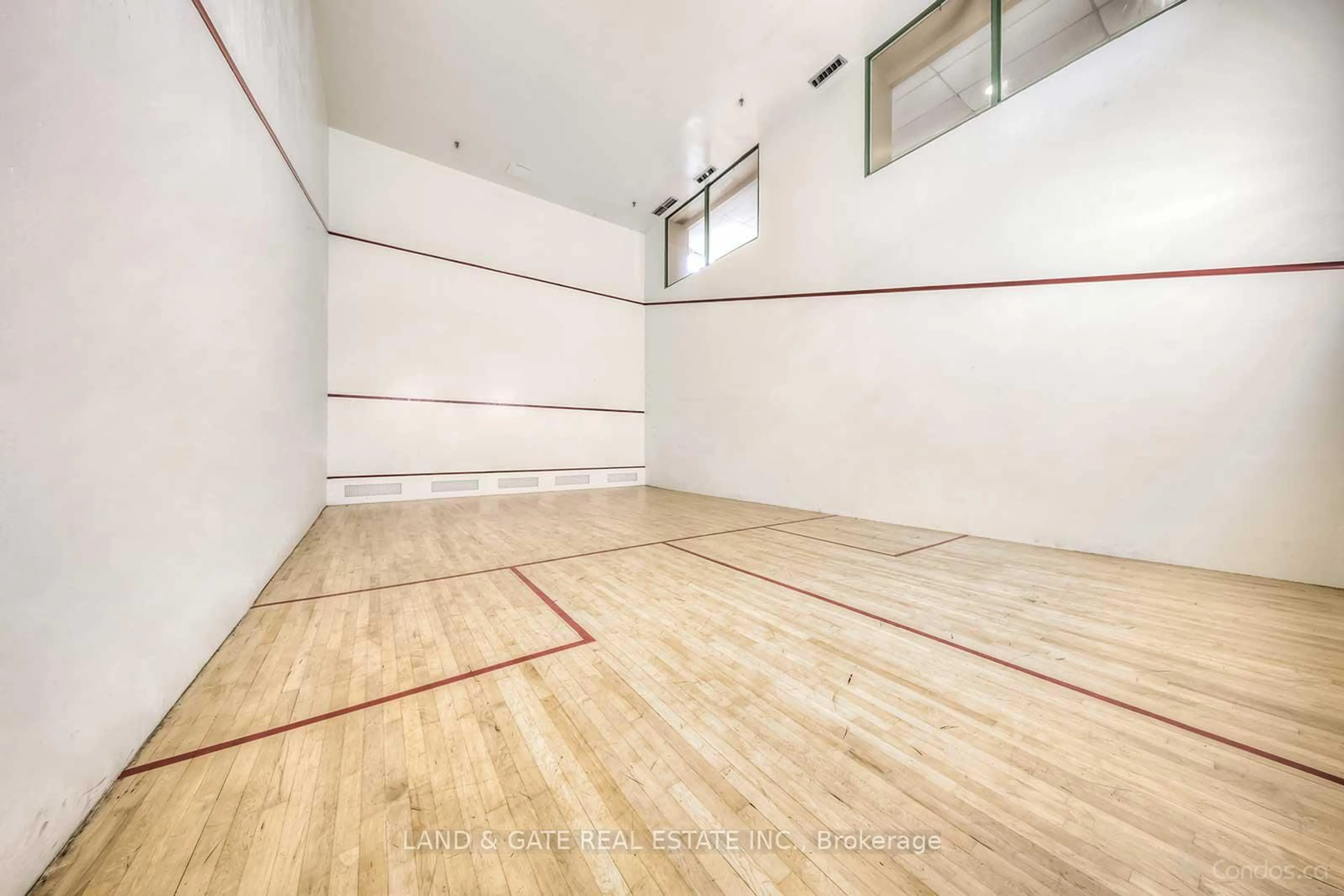 Gym or fitness room for 1665 Pickering Pkwy #512, Pickering Ontario L1V 6L4