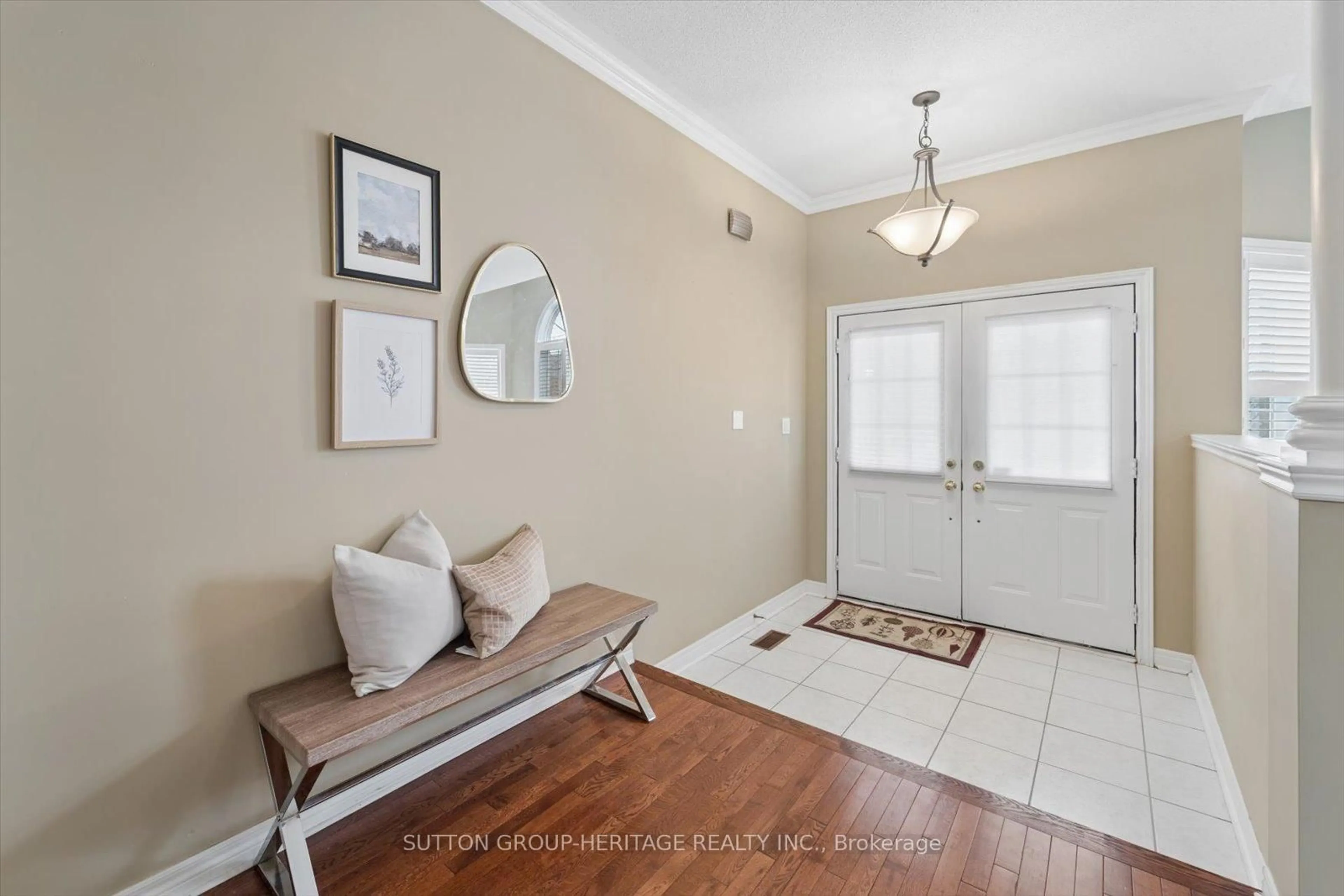Indoor entryway for 1886 Pine Grove Ave, Pickering Ontario L1V 7C6
