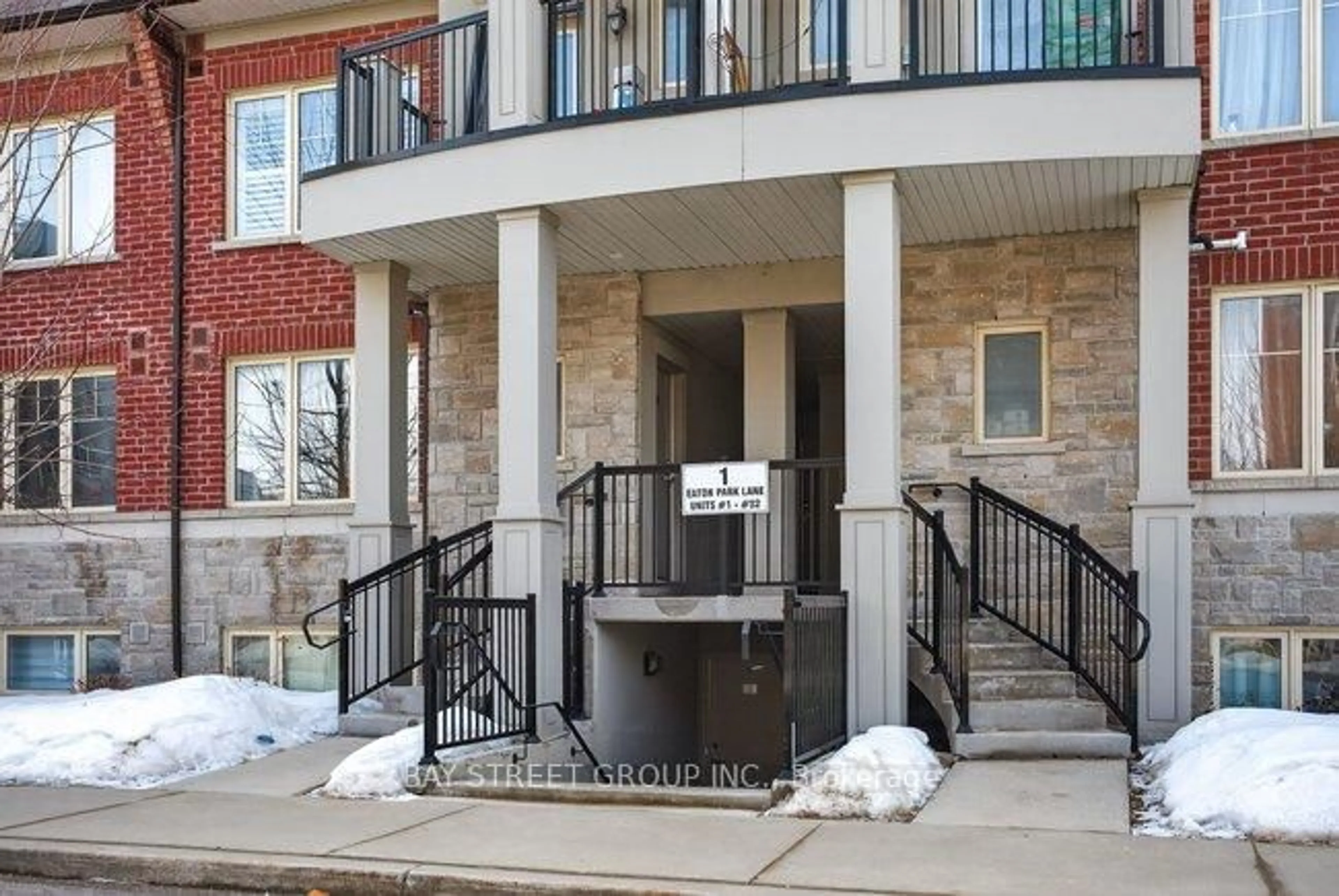 Unknown for 1 Eaton Park Lane #18, Toronto Ontario M1W 0A5