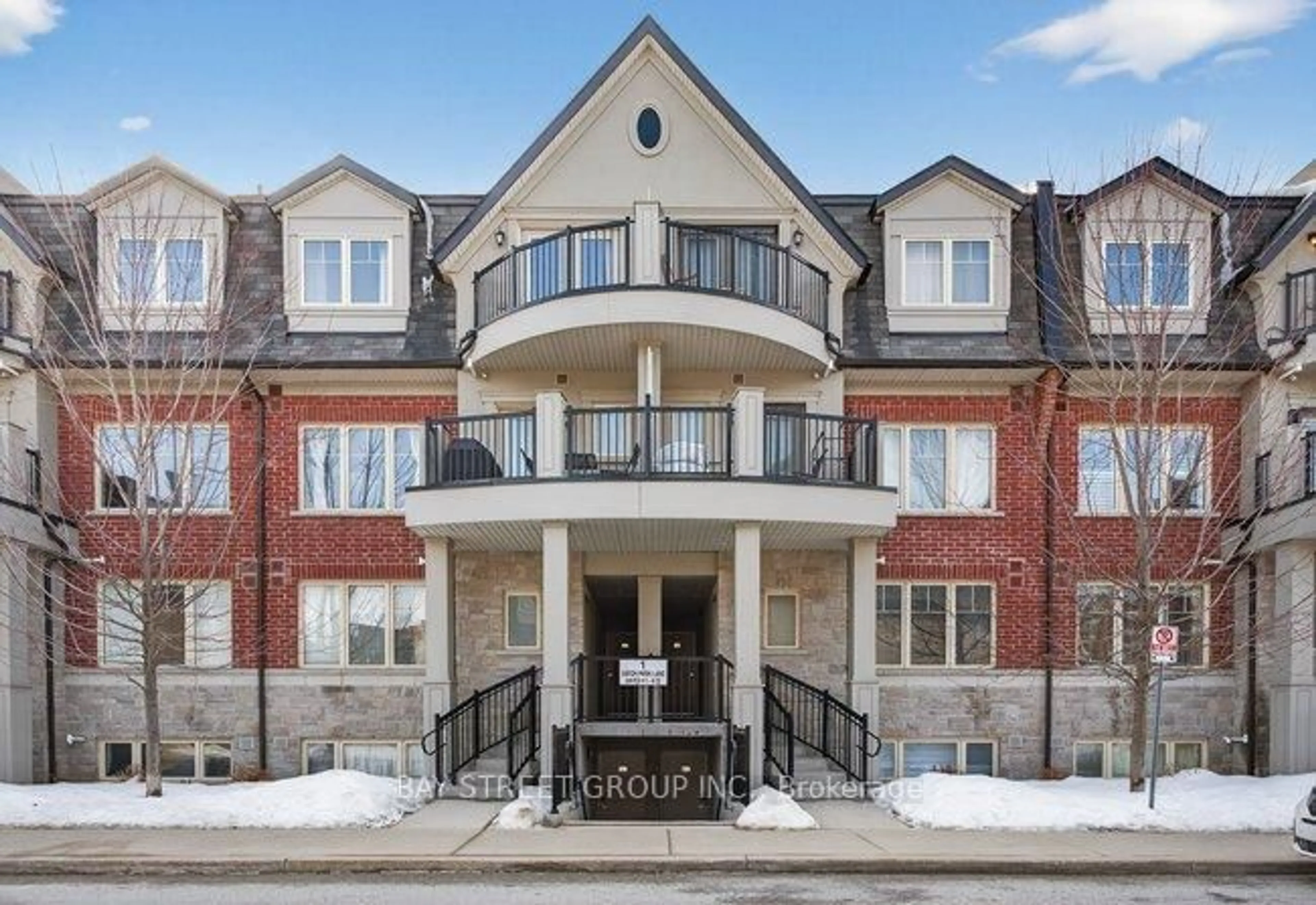 Unknown for 1 Eaton Park Lane #18, Toronto Ontario M1W 0A5