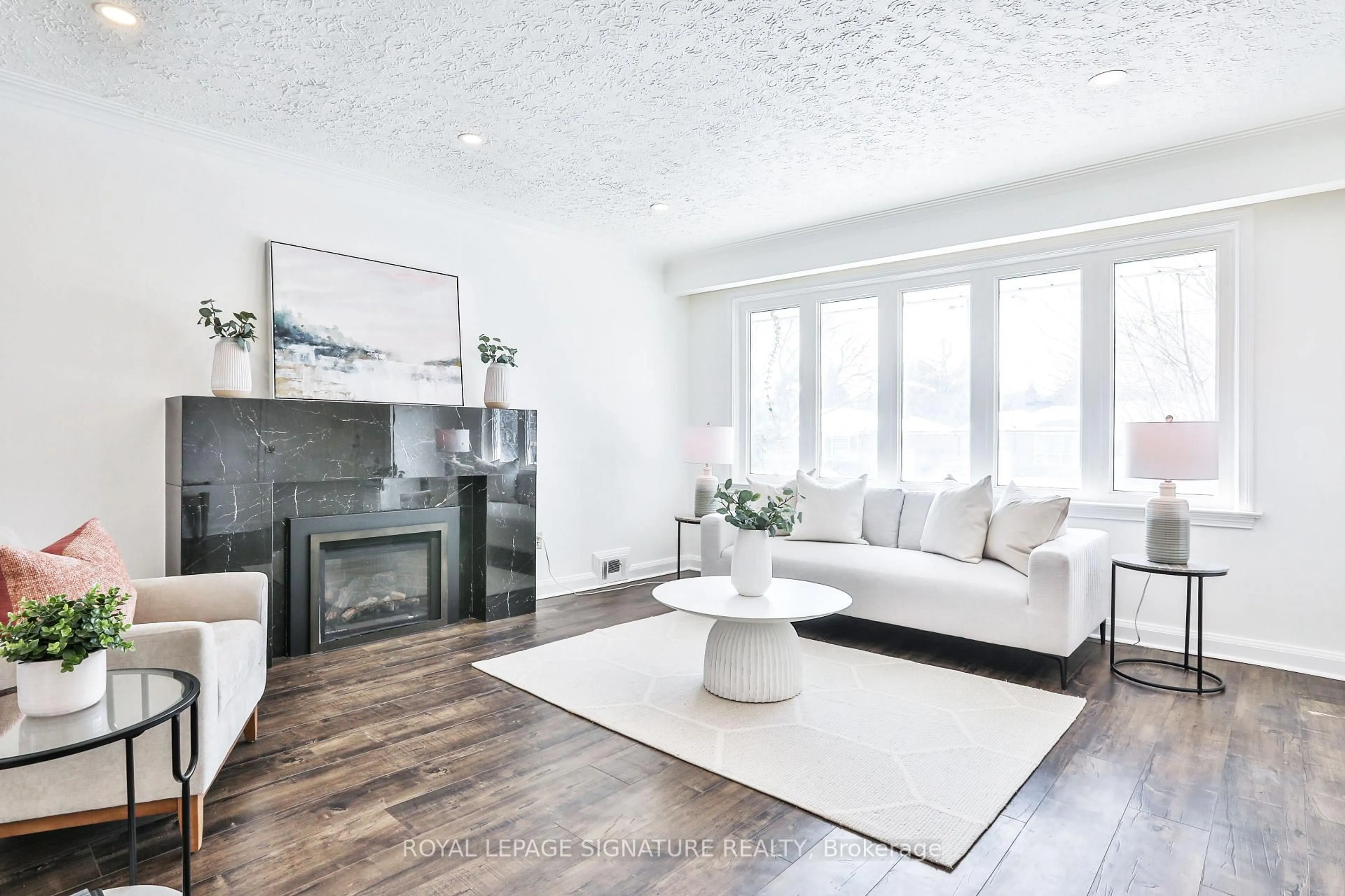 Living room with furniture, unknown for 27 Lejune Rd, Toronto Ontario M1T 2S6