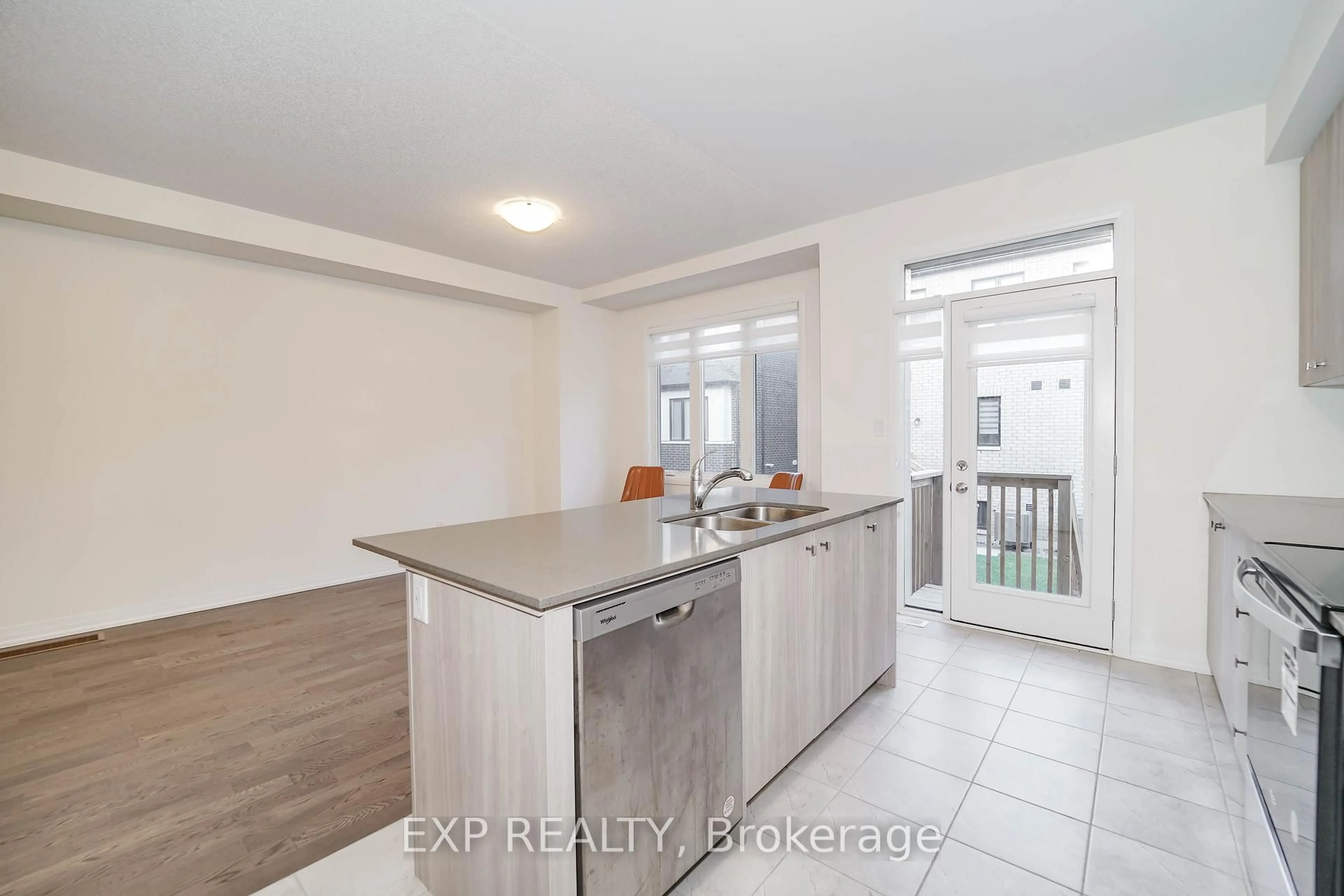 Standard kitchen, unknown for 1033 Pisces Tr, Pickering Ontario L1X 0P7