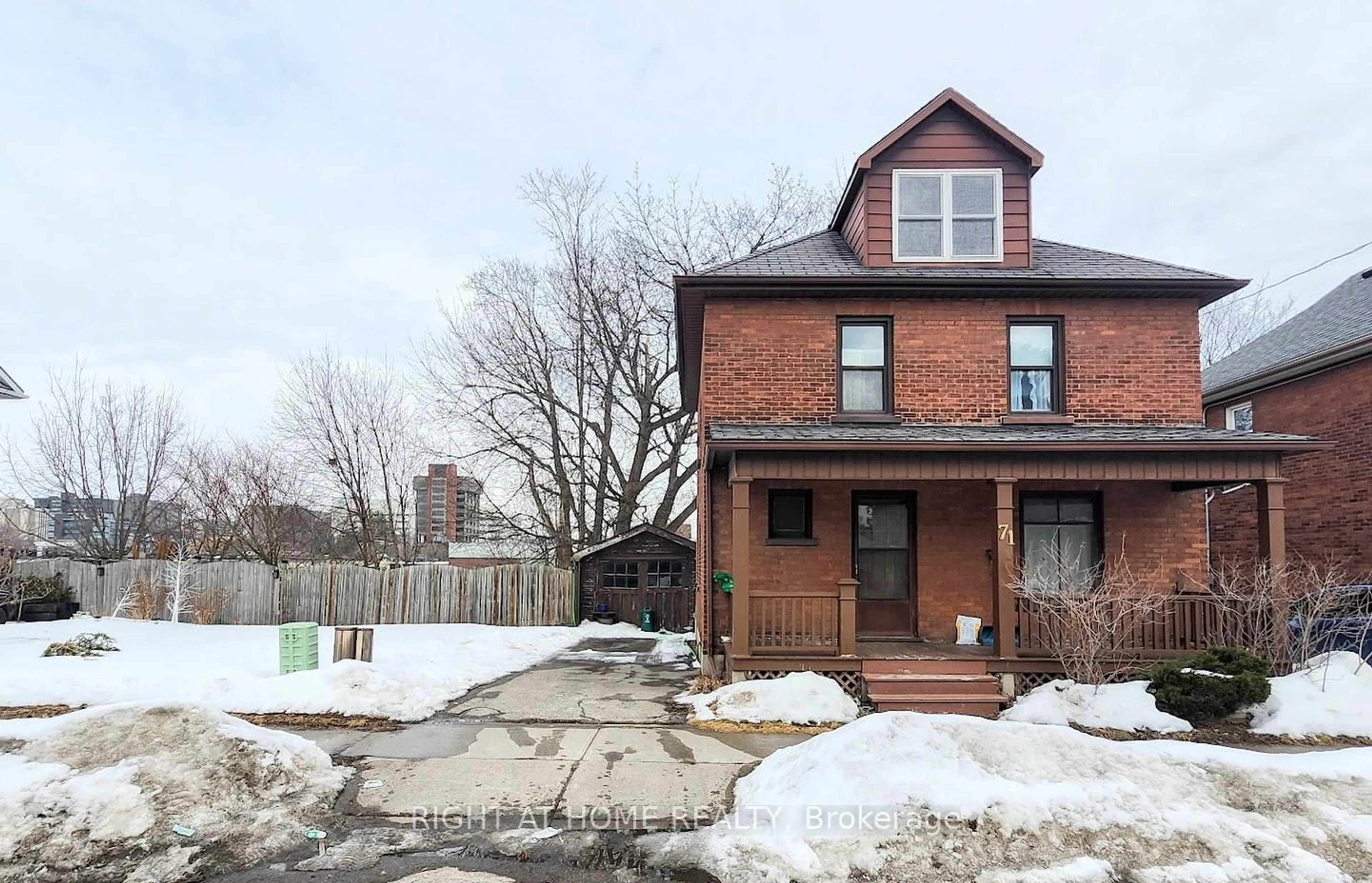 Home with brick exterior material, street for 71 Nassau St, Oshawa Ontario L1J 4A3