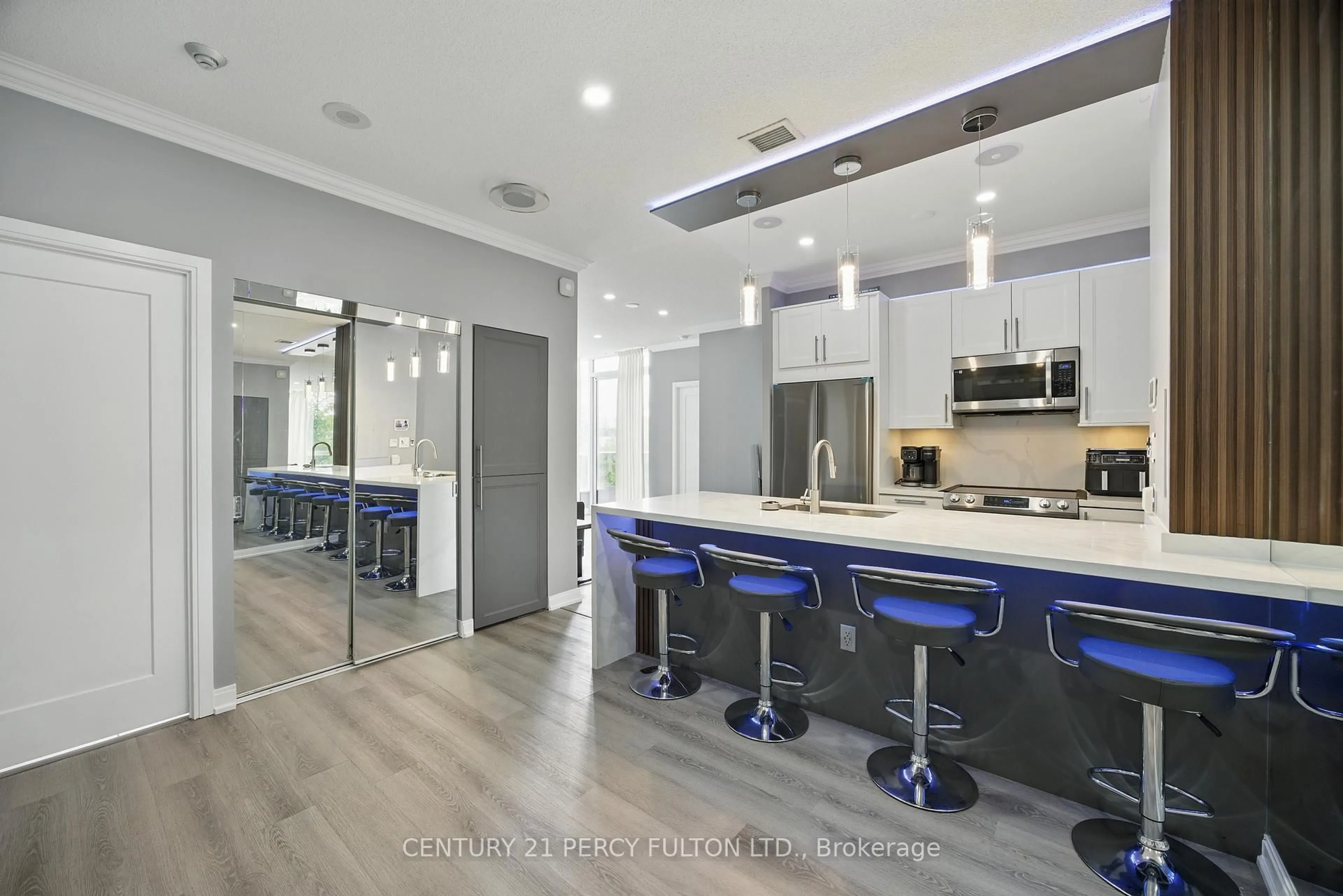 Contemporary kitchen, unknown for 181 Village Green Sq #314, Toronto Ontario M1S 0K6