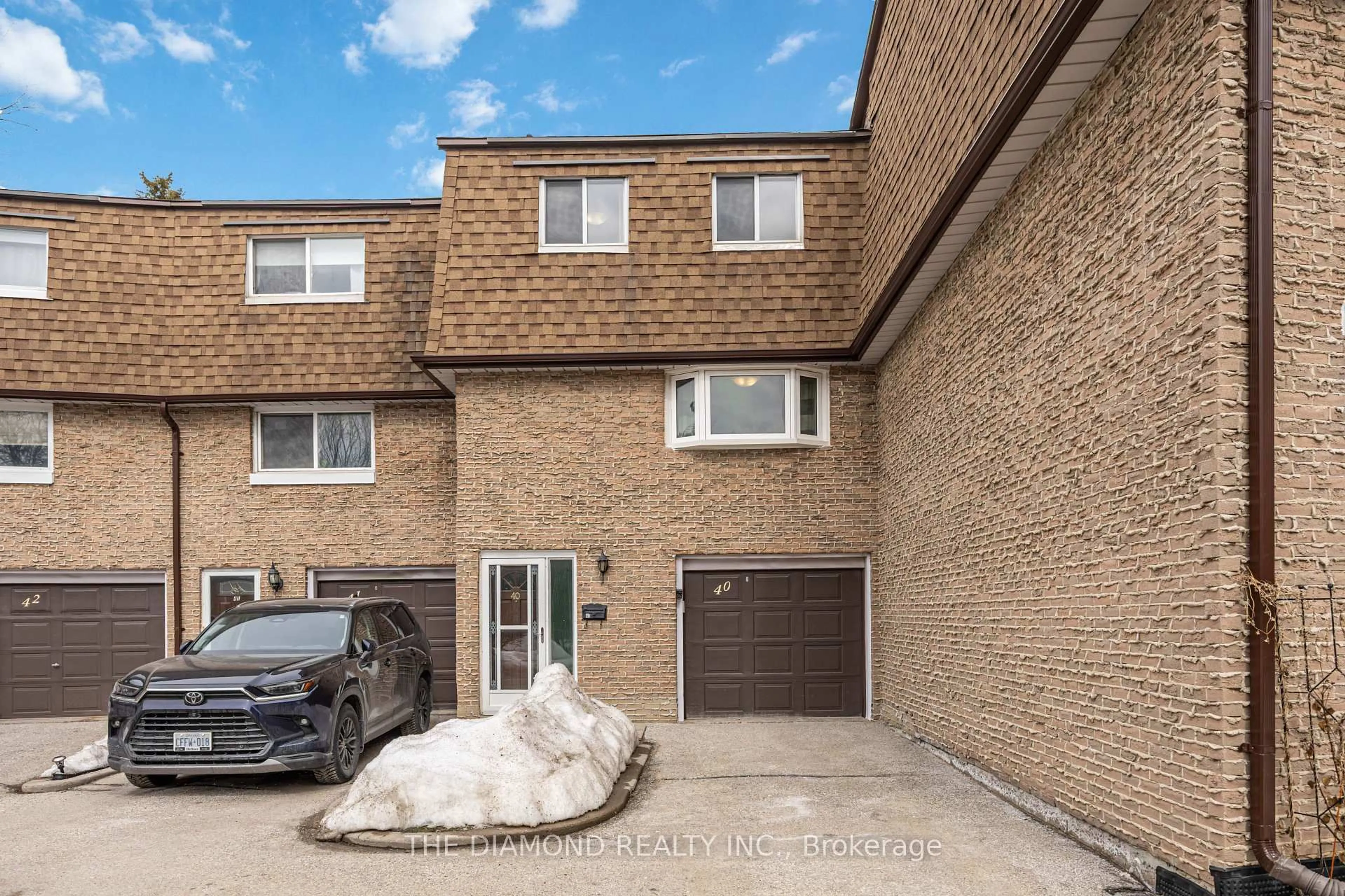 A pic from outside/outdoor area/front of a property/back of a property/a pic from drone, street for 671 Huntingwood Dr #40, Toronto Ontario M1W 1H6