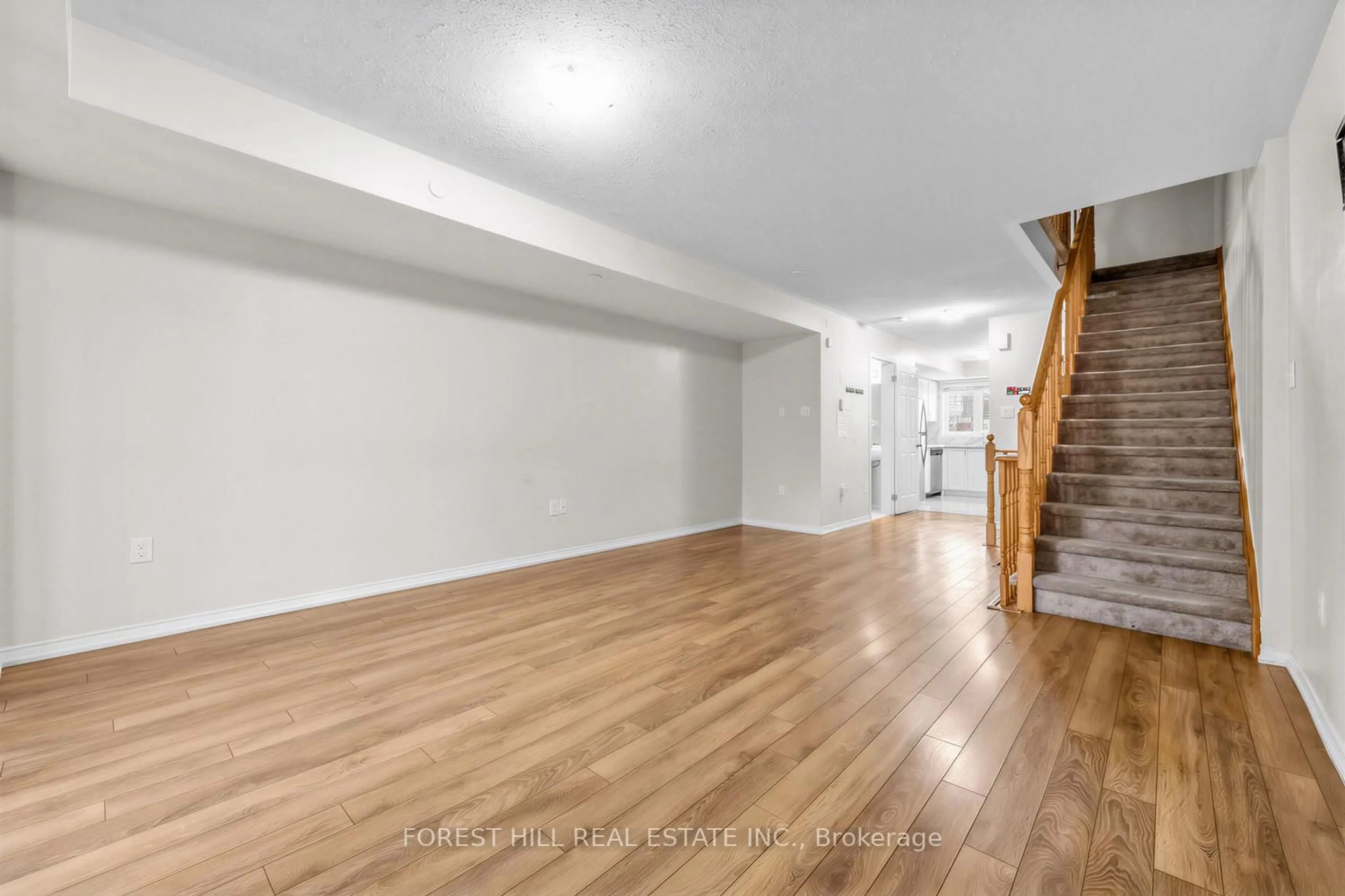 Unknown for 2516 Rosedrop Path, Oshawa Ontario L1L 0K6