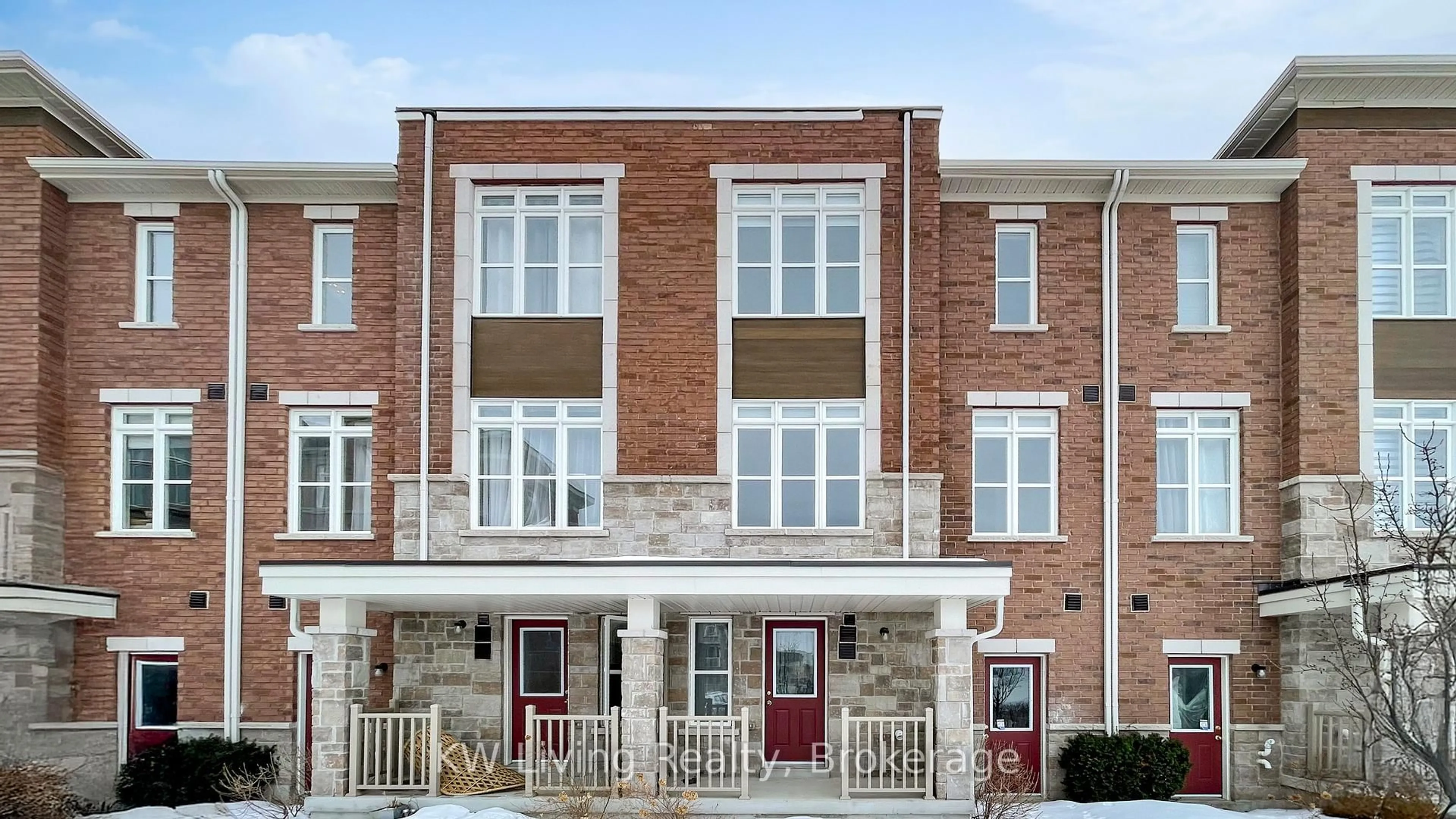 Home with brick exterior material, street for 2540 William Jackson Dr #303, Pickering Ontario L1X 0E4