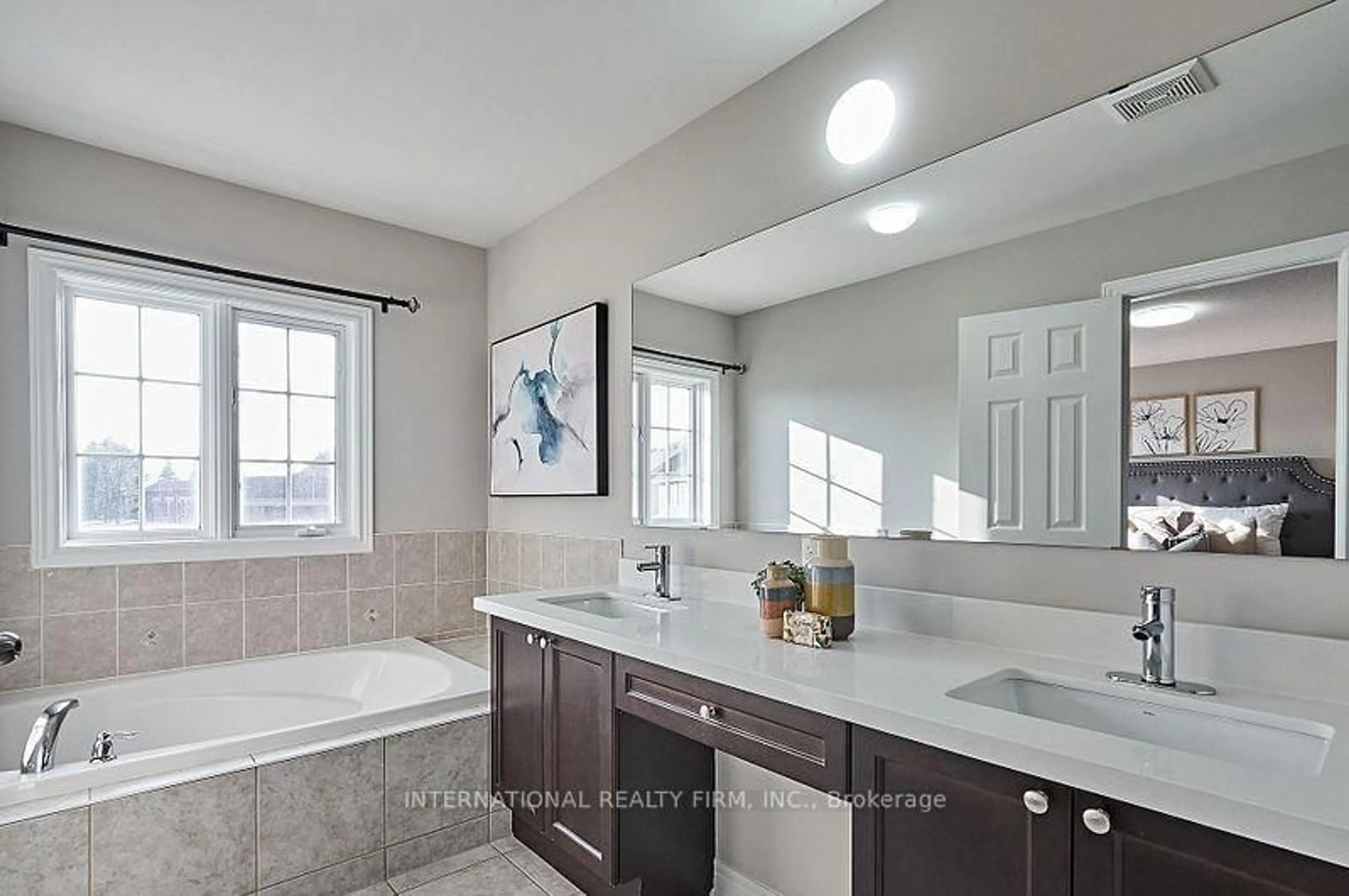 Contemporary bathroom, ceramic/tile floor for 140 Atherton Ave, Ajax Ontario L1T 0L2