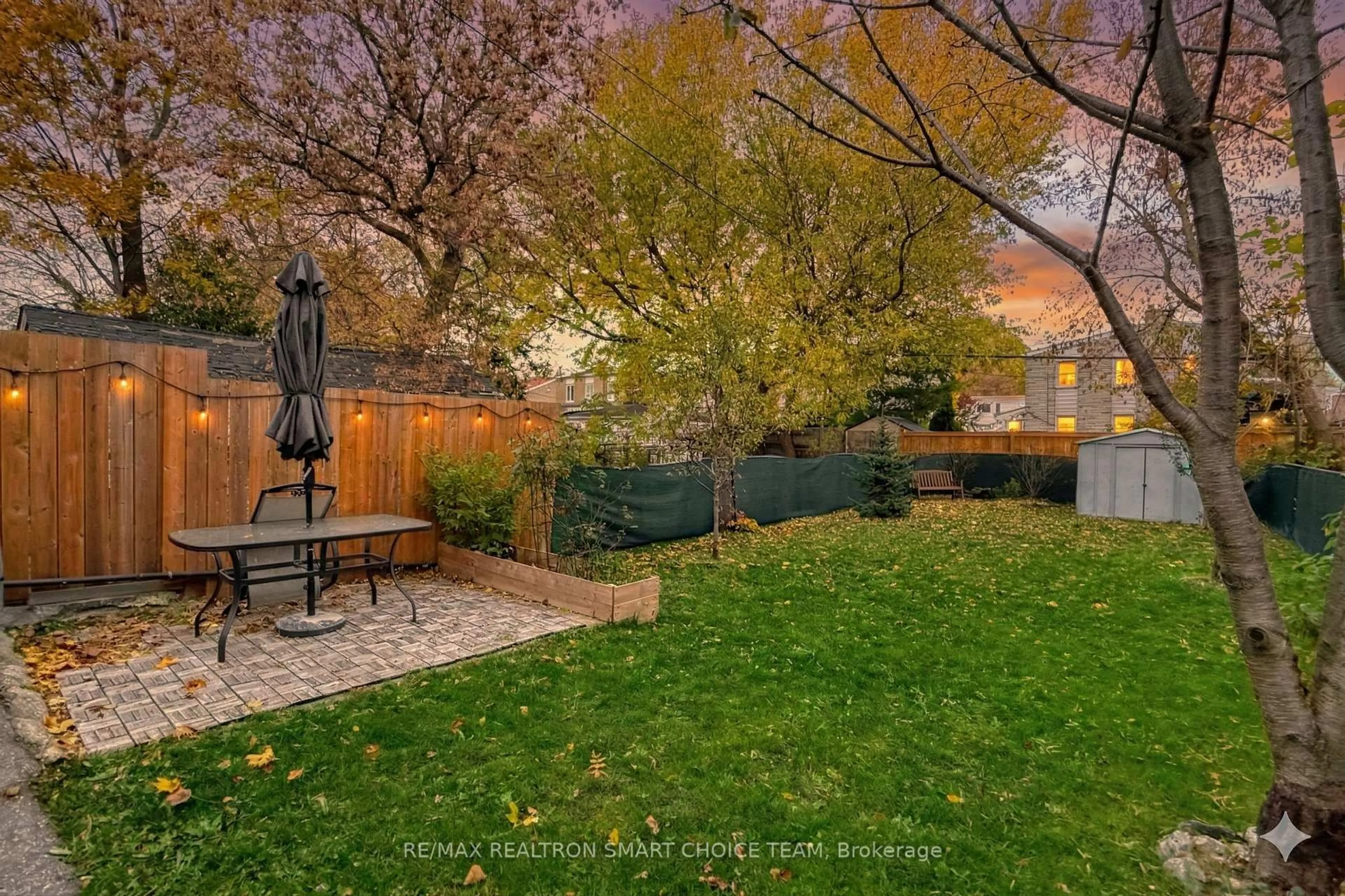 Patio, street for 783 Birchmount Rd, Toronto Ontario M1K 1R7