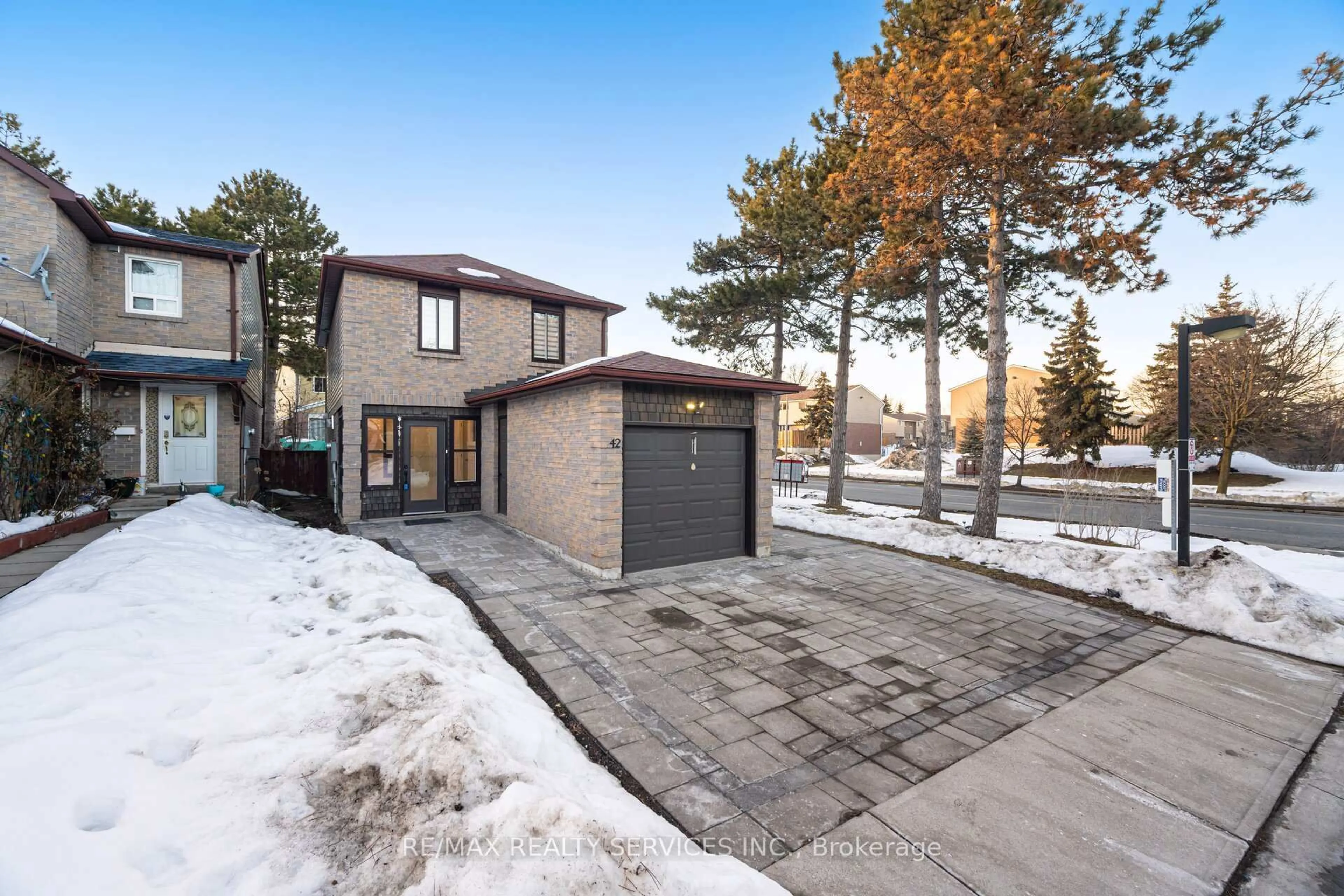 Home with brick exterior material, street for 42 Frontier Pt Way, Toronto Ontario M1B 4G4