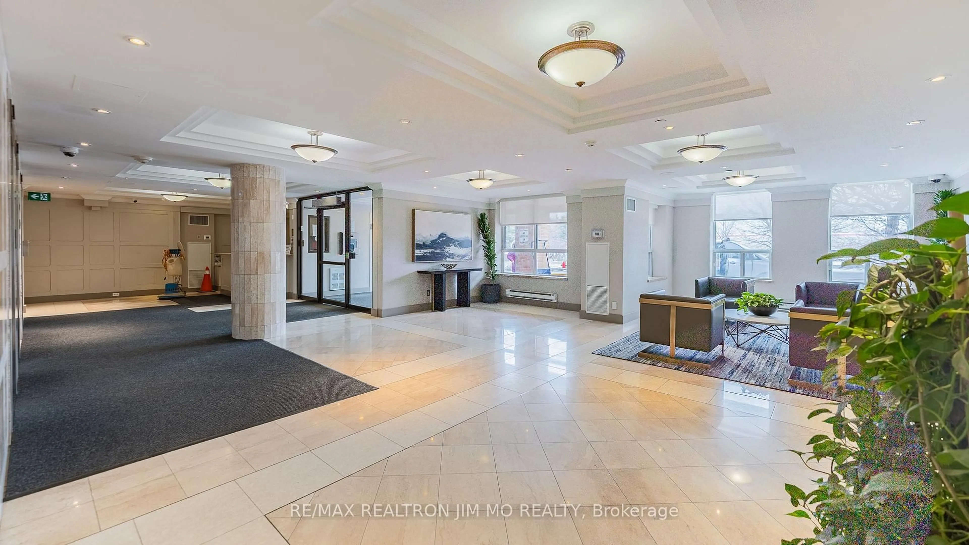 Lobby for 330 Mccowan Rd #1101, Toronto Ontario M1J 3N3
