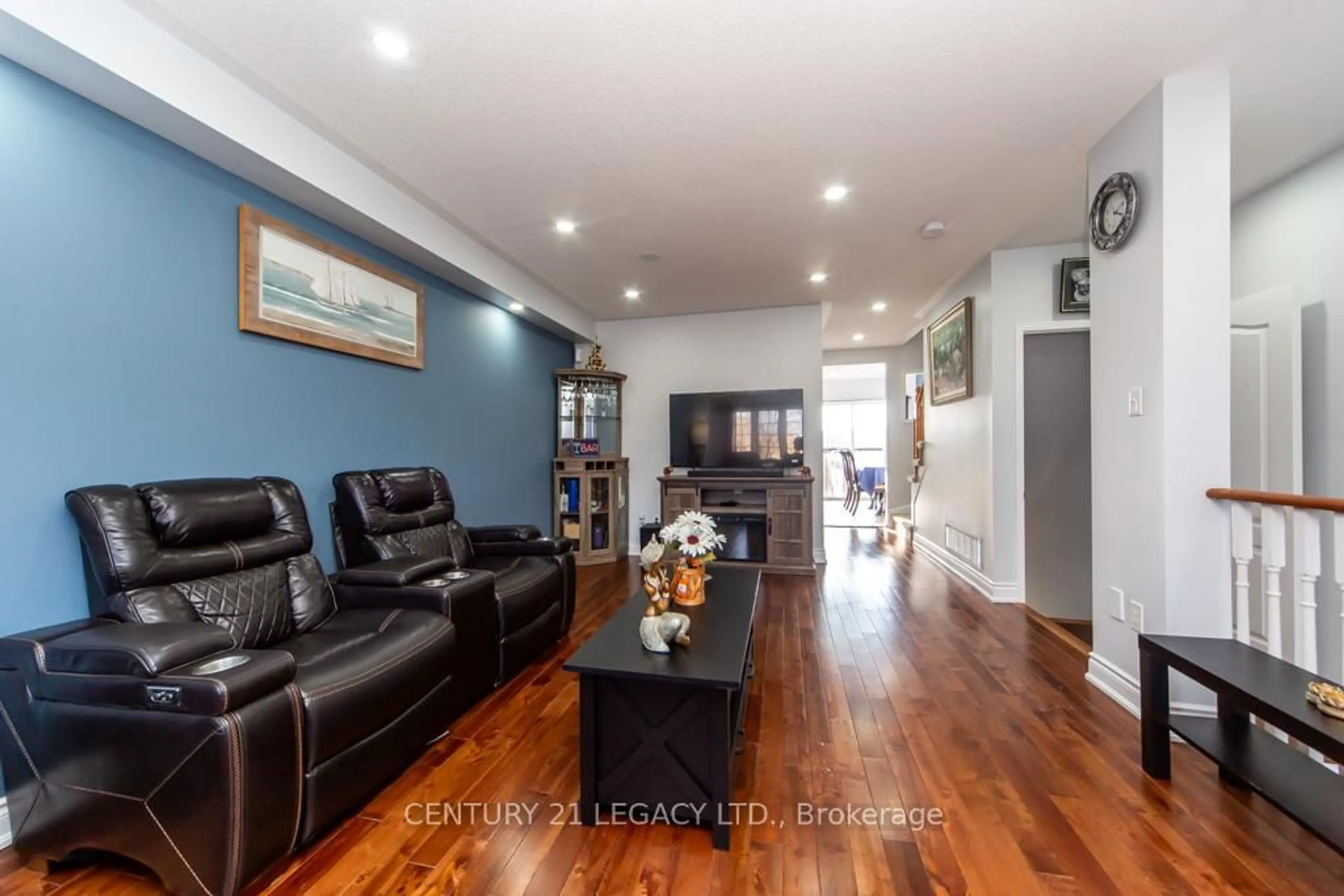 Unknown for 28 Oakins Lane, Ajax Ontario L1T 0H2