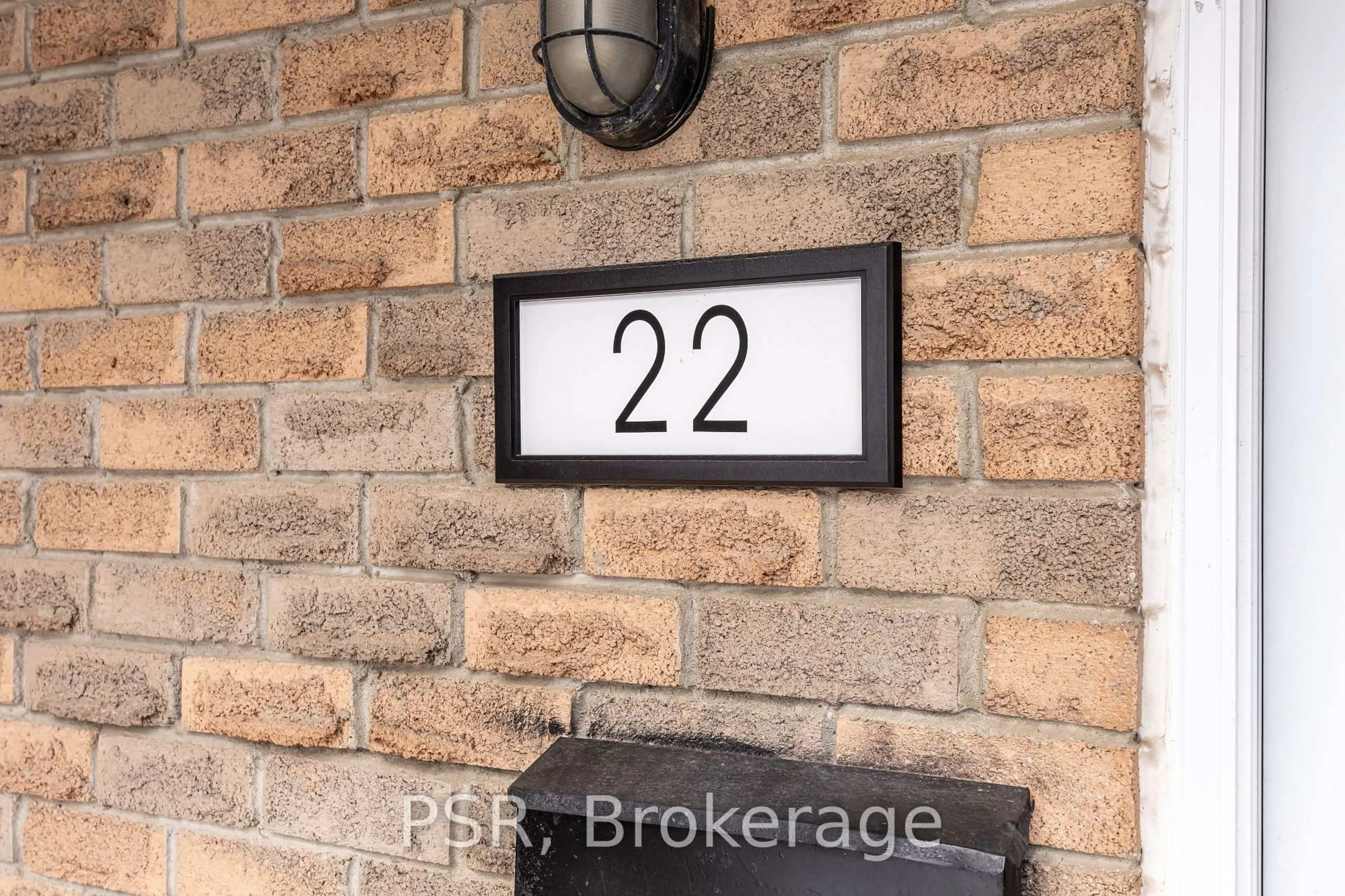 Home with brick exterior material, building for 50 Verne Cres #22, Toronto Ontario M1B 2Z1