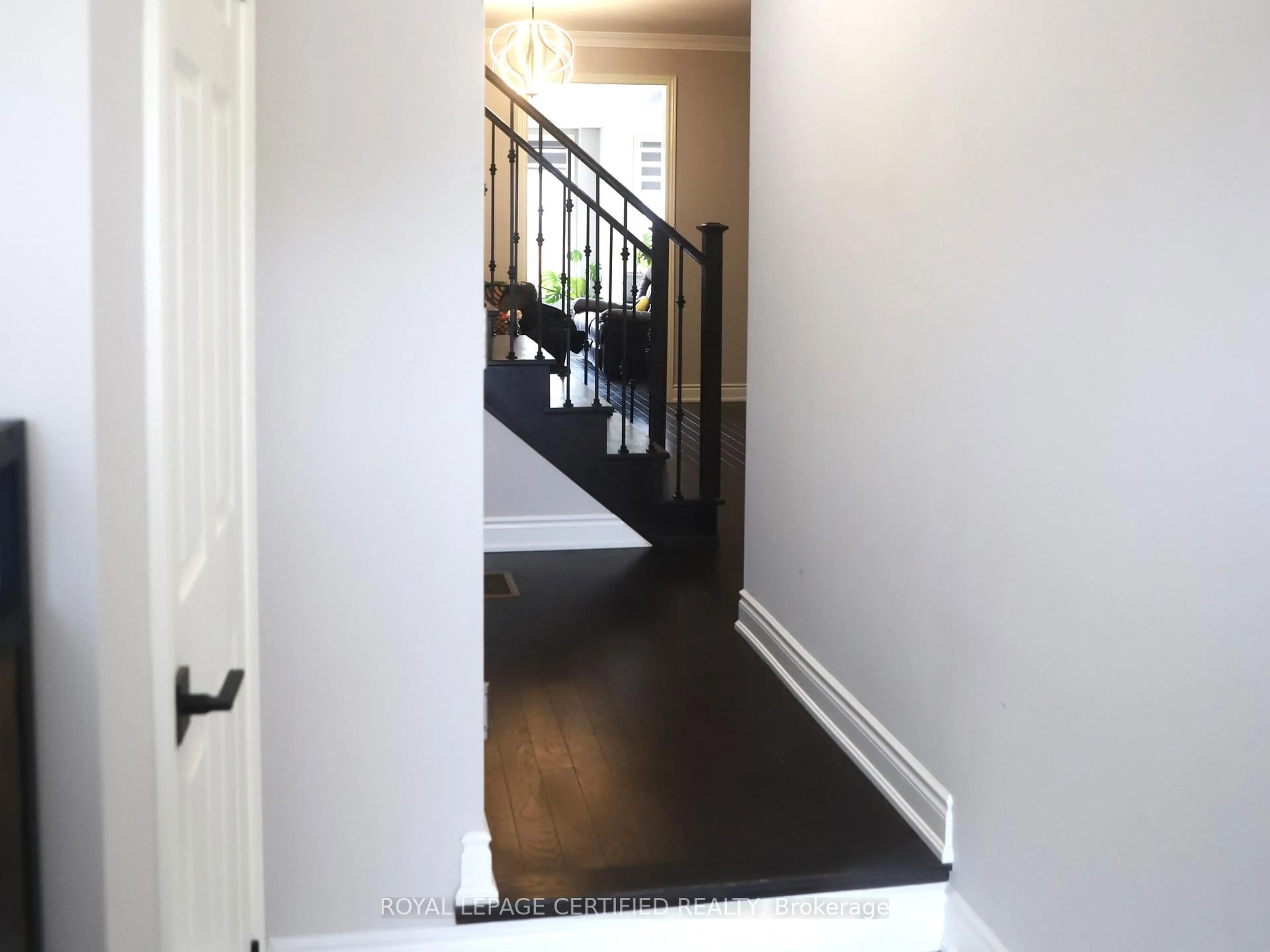 Unknown for 21 Ouellette Dr, Whitby Ontario L1P 0E3