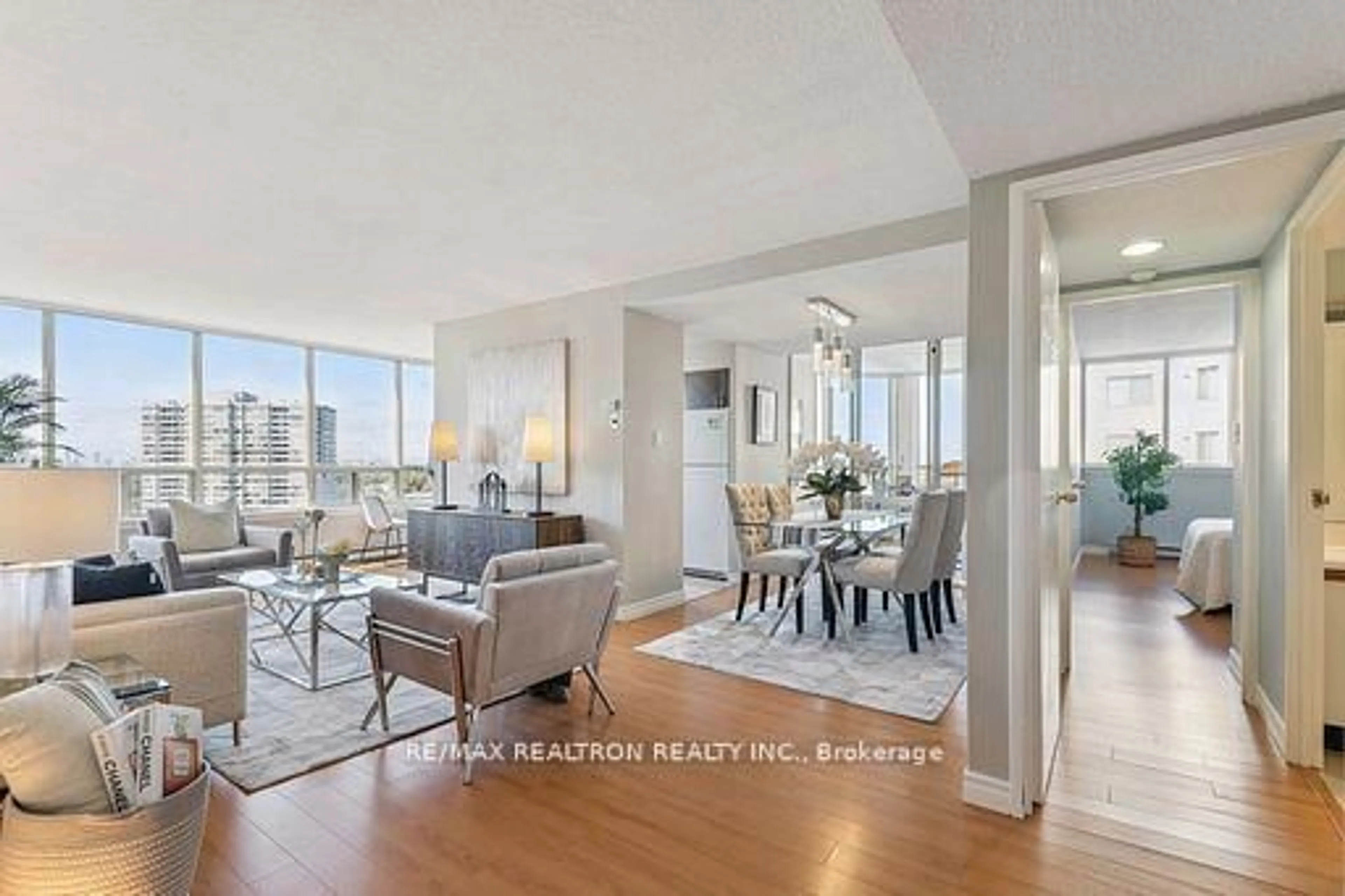 Living room with furniture, unknown for 150 ALTON TOWERS Circ, Toronto Ontario M1V 4X7