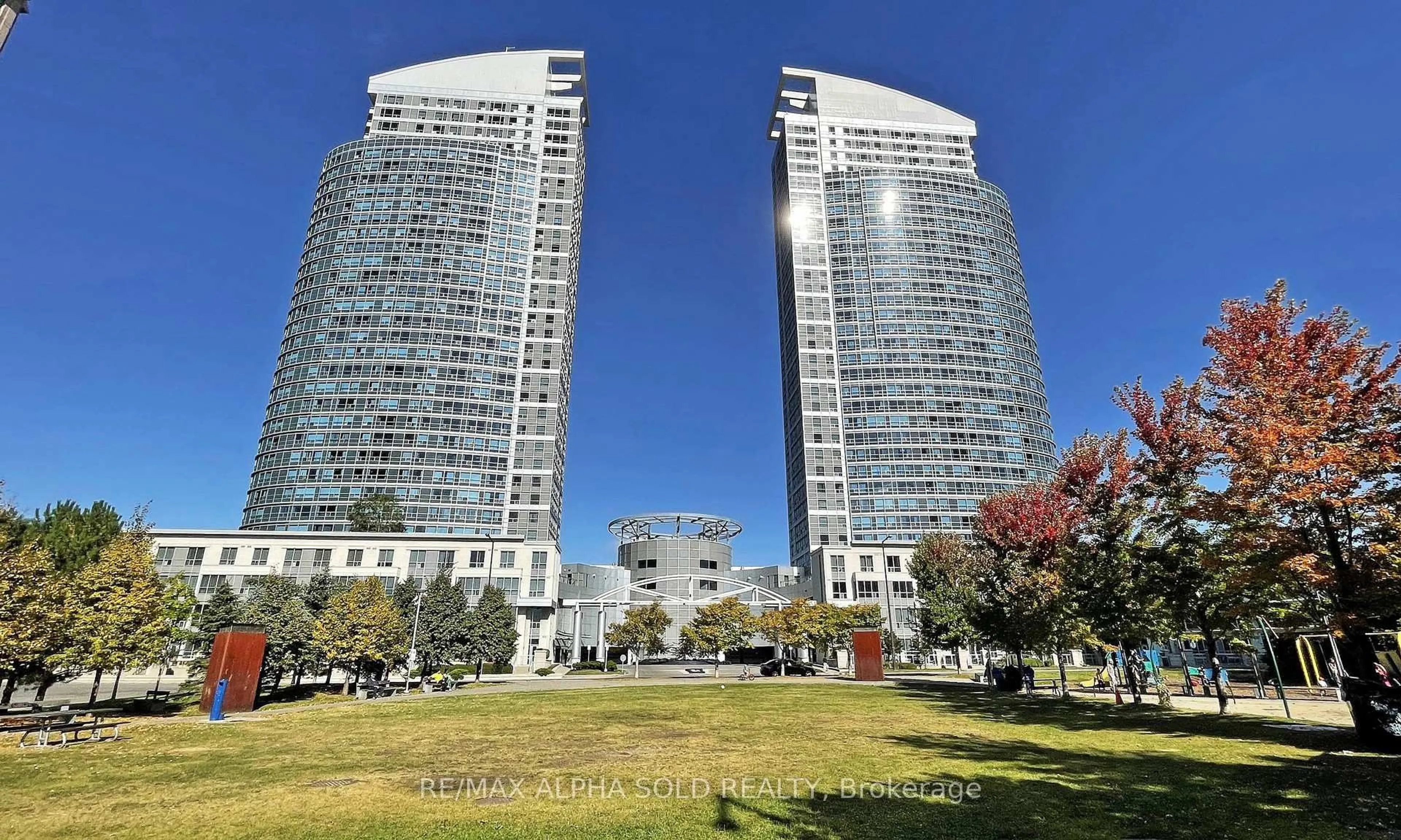 Unknown for 38 Lee Centre Dr #509, Toronto Ontario M1H 3J7