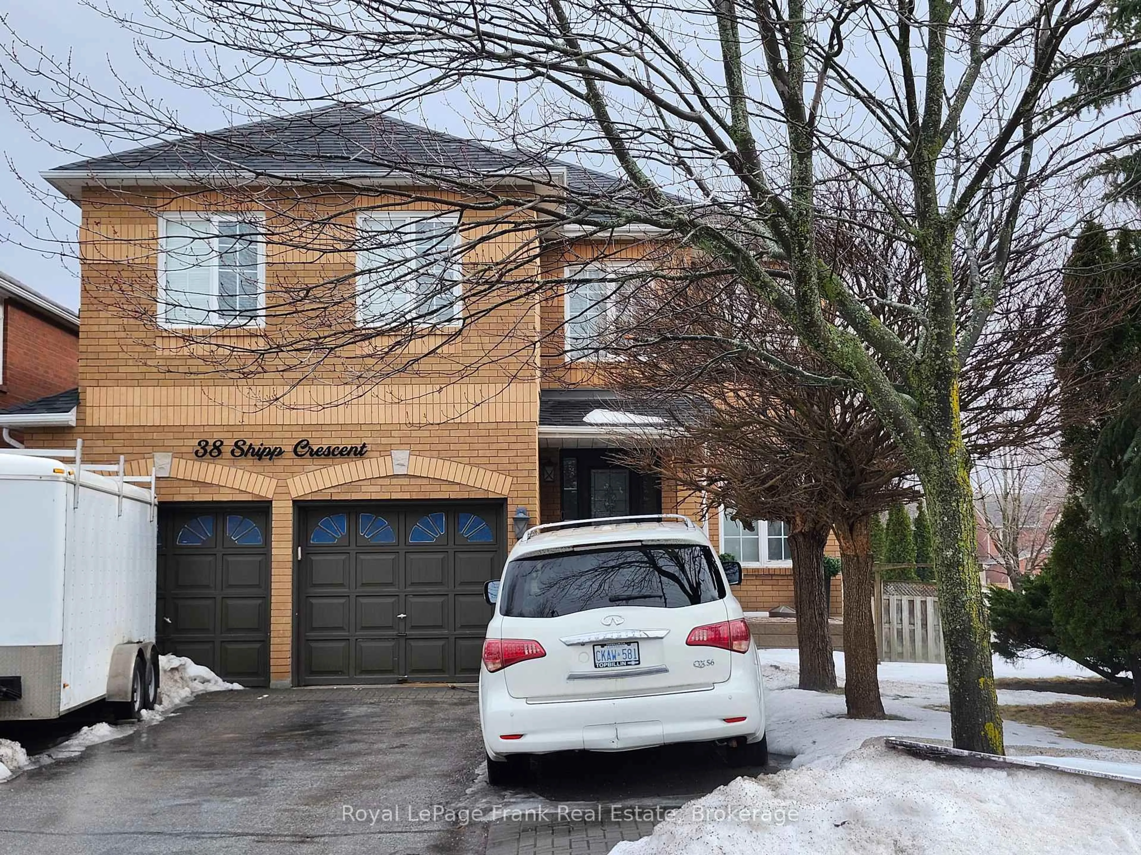 Unknown for 38 Shipp Cres, Ajax Ontario L1T 3W6