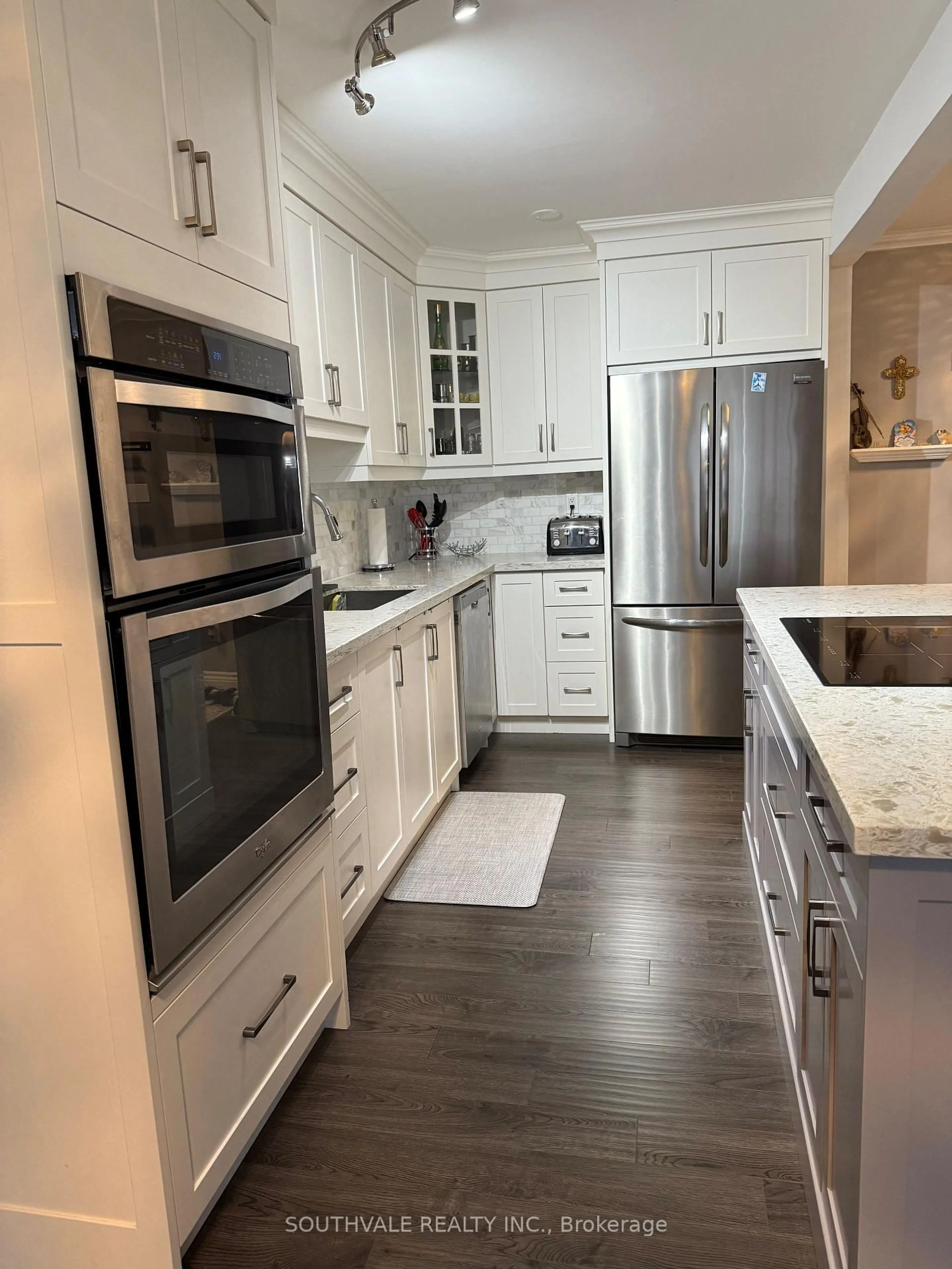 Contemporary kitchen, unknown for 1210 Radom St #601, Pickering Ontario L1W 2Z3