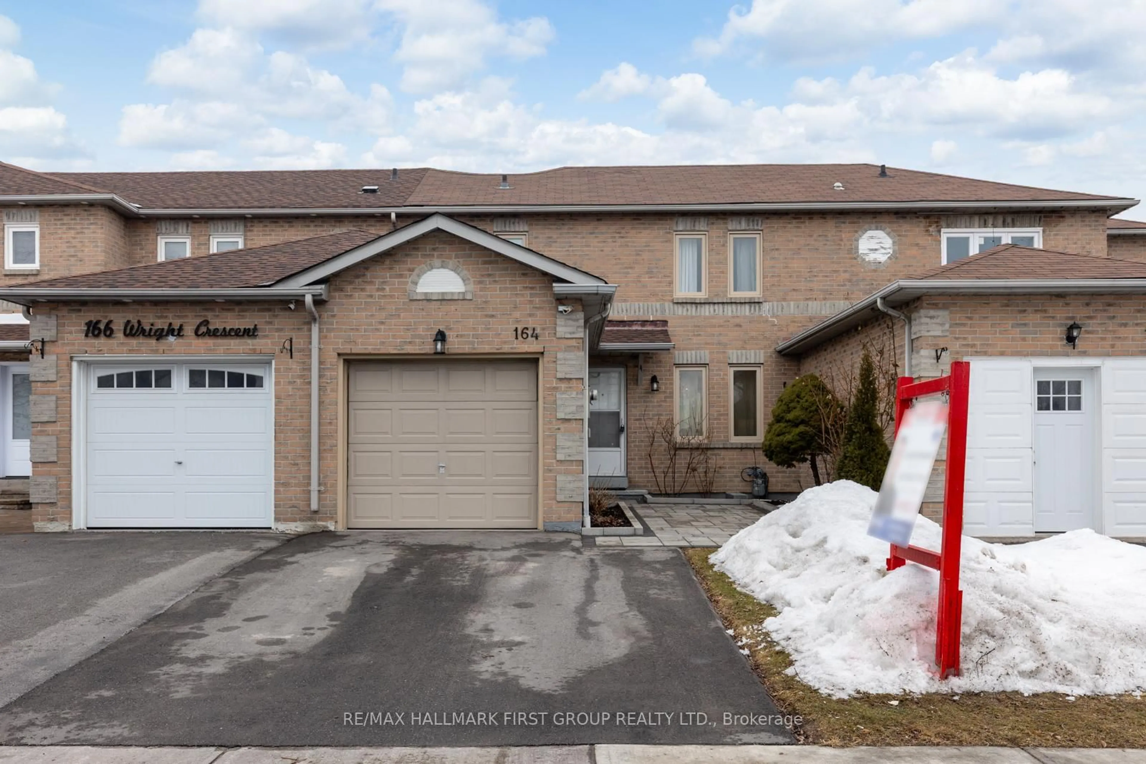 Unknown for 164 Wright Cres, Ajax Ontario L1S 6X5