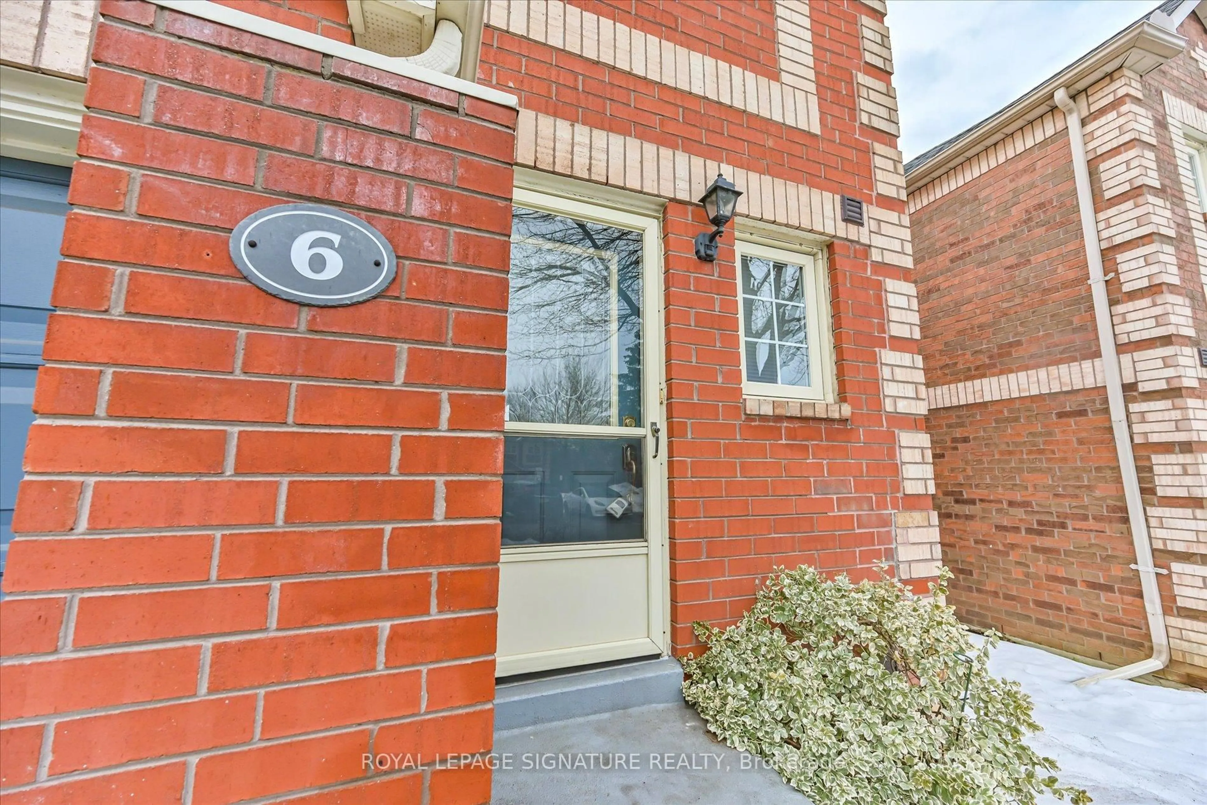 Unknown for 6157 Kingston Rd #6, Toronto Ontario M1C 1K7