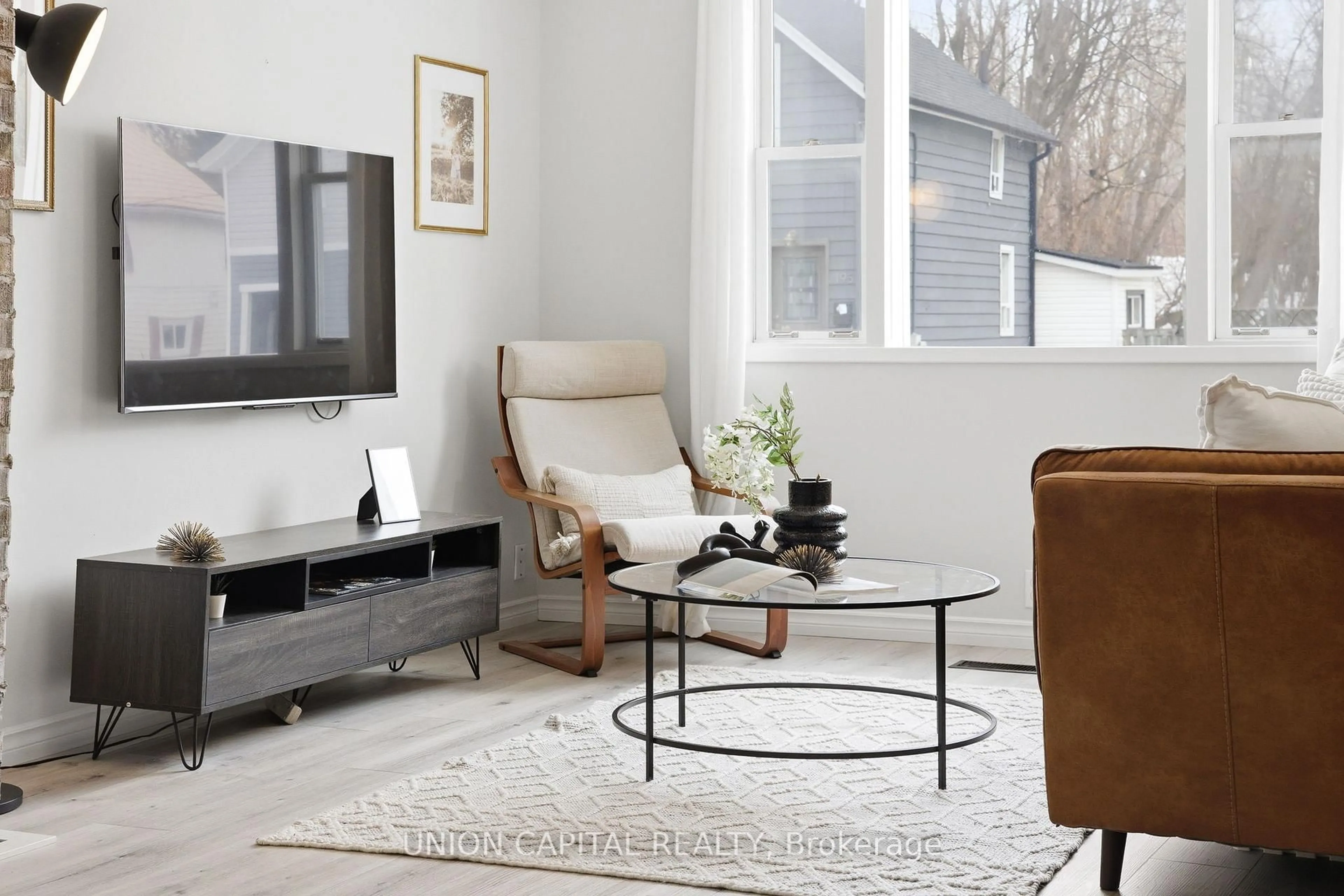 Living room with furniture, unknown for 200 Court St, Oshawa Ontario L1H 4W7