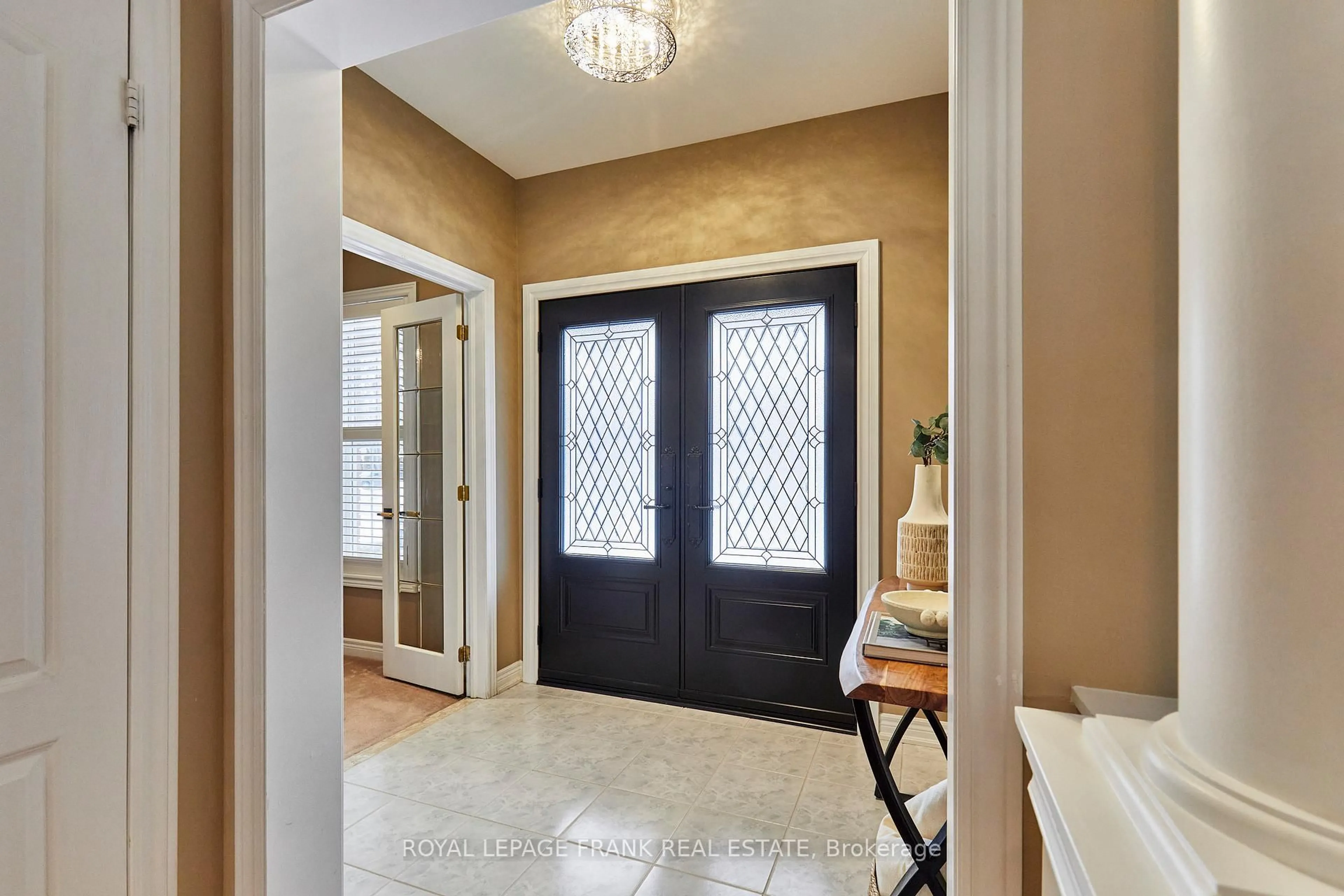 Indoor entryway for 50 Westacott Cres, Ajax Ontario L1T 4H8