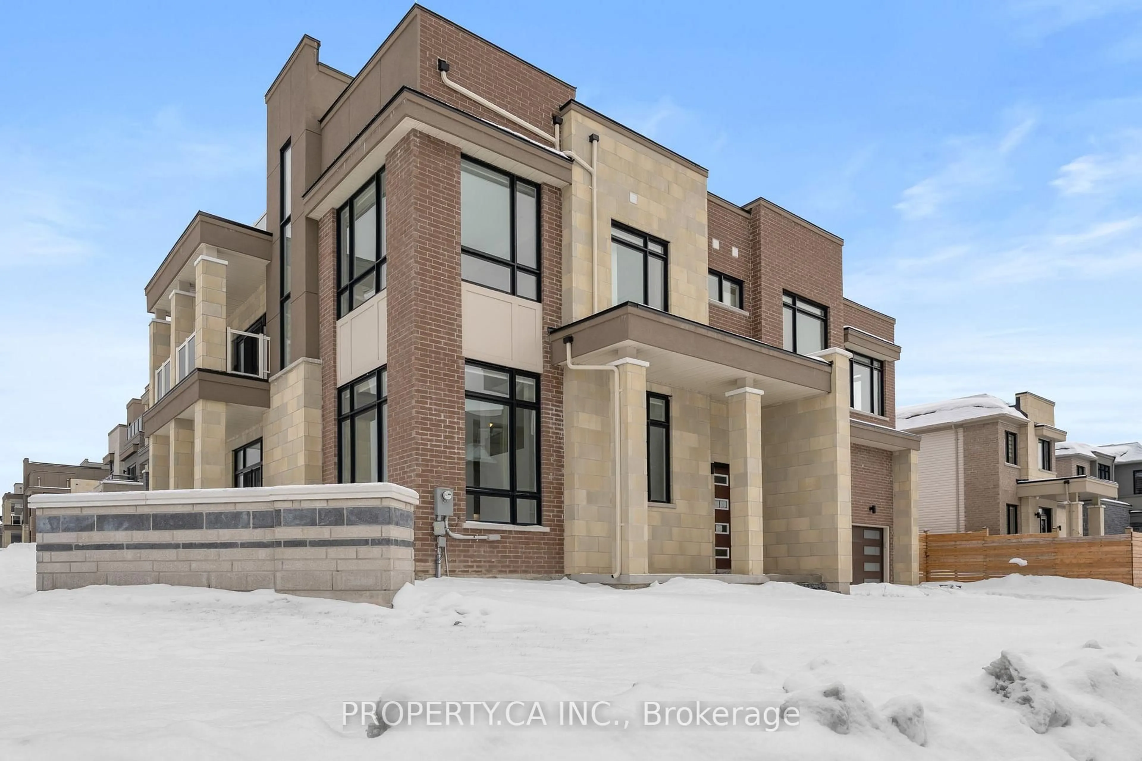 Home with brick exterior material, mountain view for 2 Yacht Dr, Clarington Ontario L1C 4A9